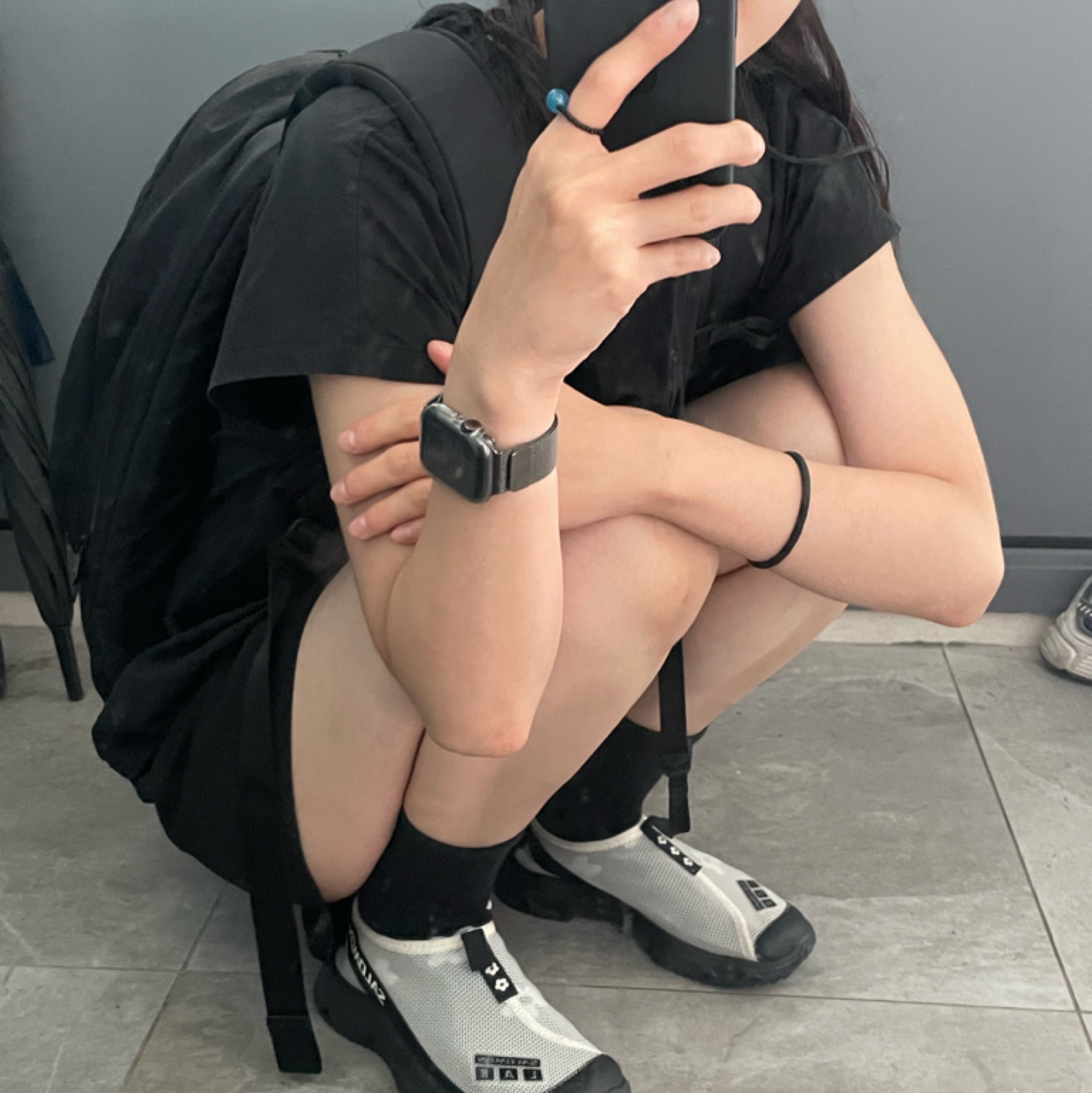 Salomon x Sandy Liang RX Moc 3.0 Black White 착용 스타일 - 2