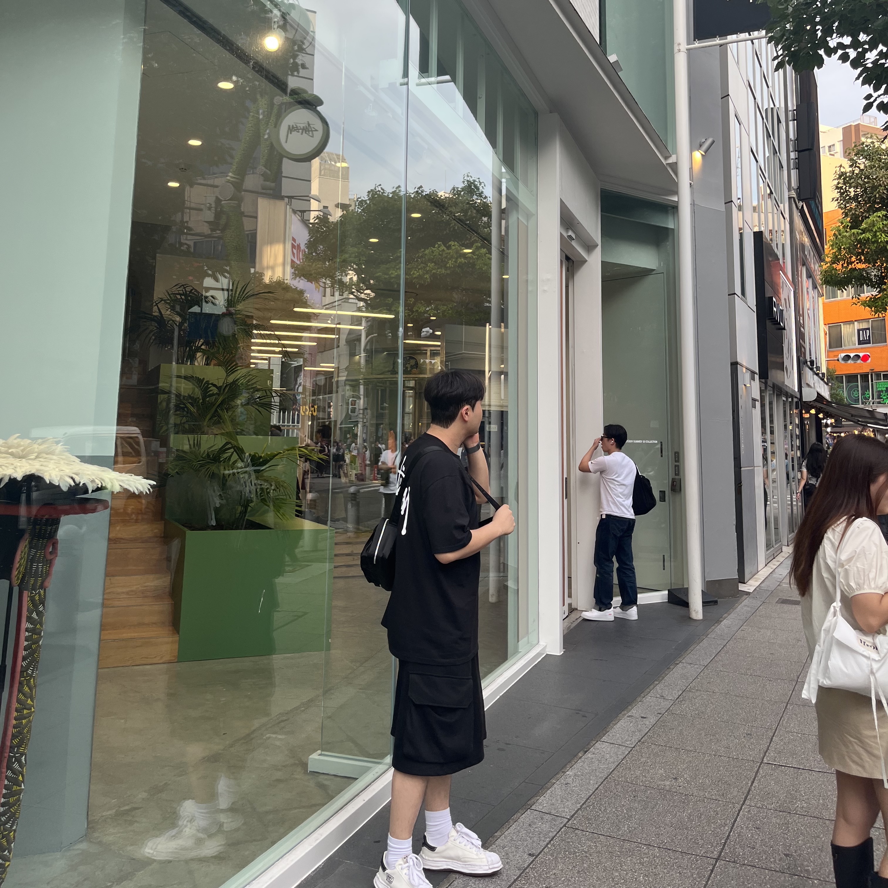 Porter Tanker Shoulder Bag S Black, Stussy Basic Stussy T-Shirt Black 2023 착용 스타일