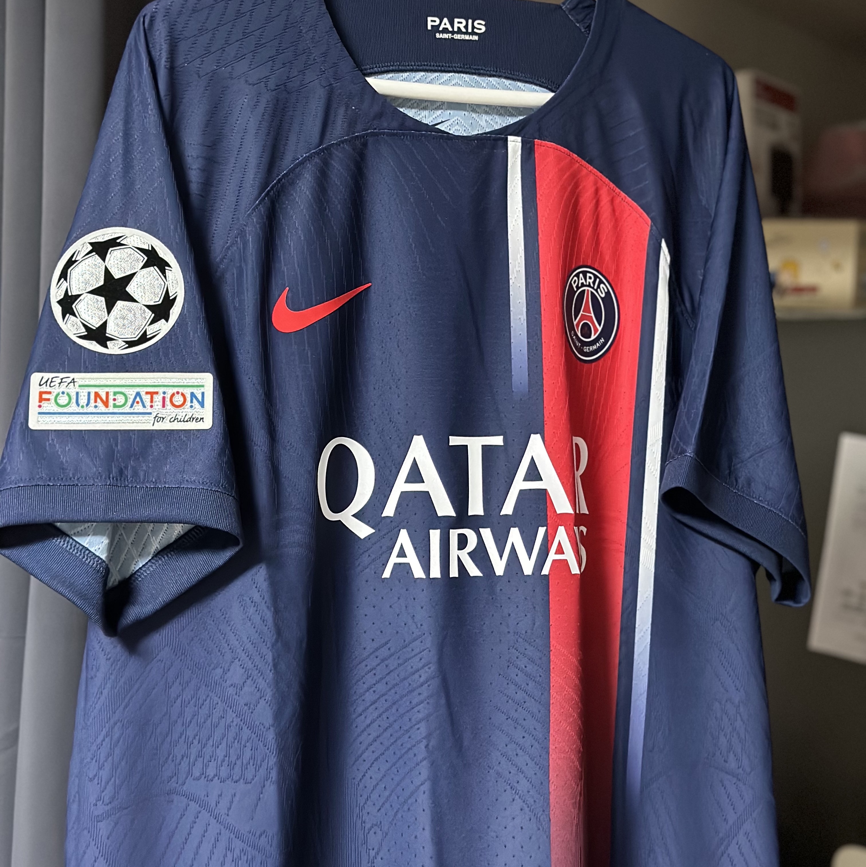 Nike Paris Saint-Germain 2023/24 Dri-Fit ADV Match Home SS Jersey Midnight Navy (Non Marking Ver.) 착용 스타일