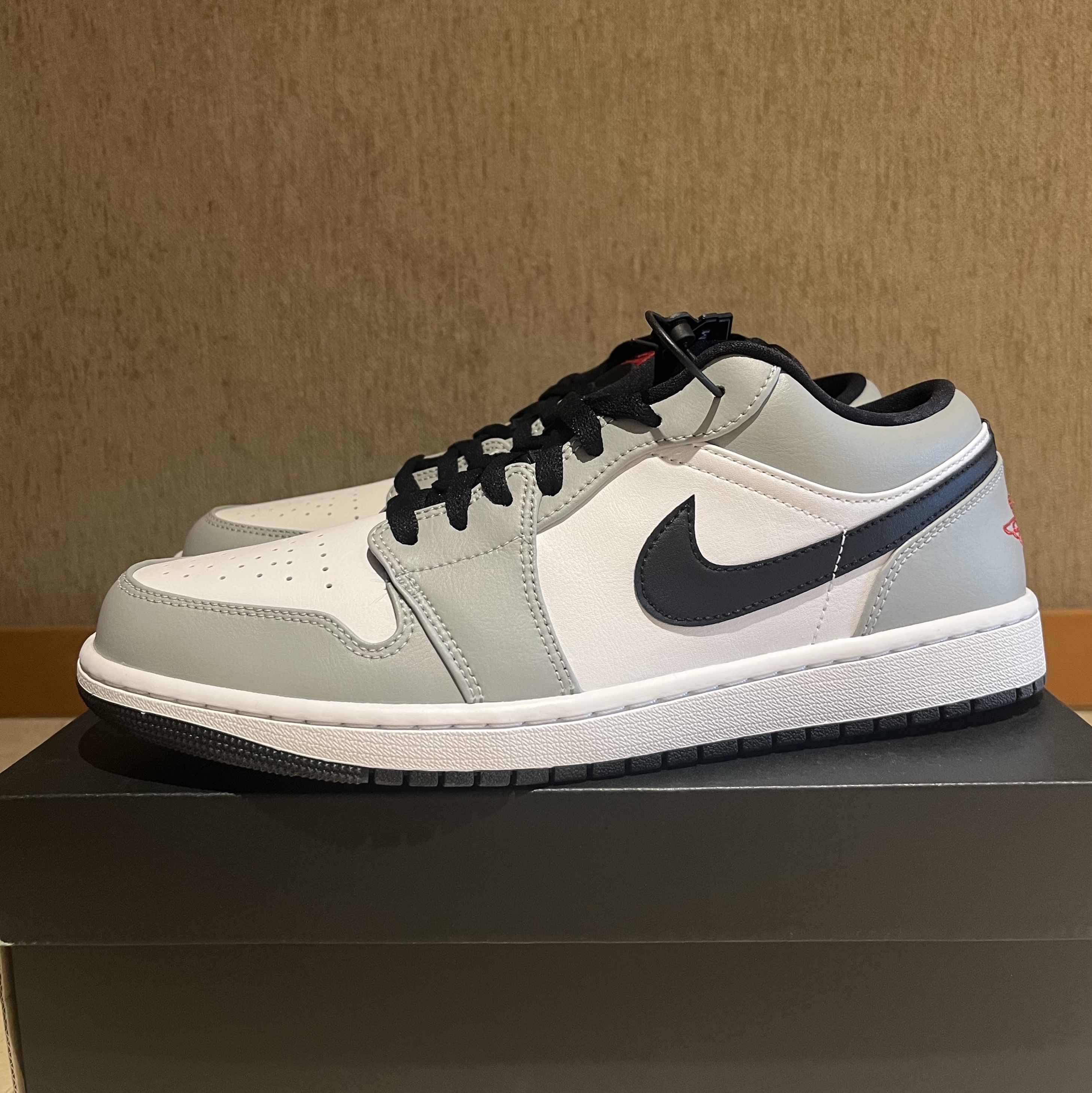 Jordan 1 Low Light Smoke Grey 착용 스타일