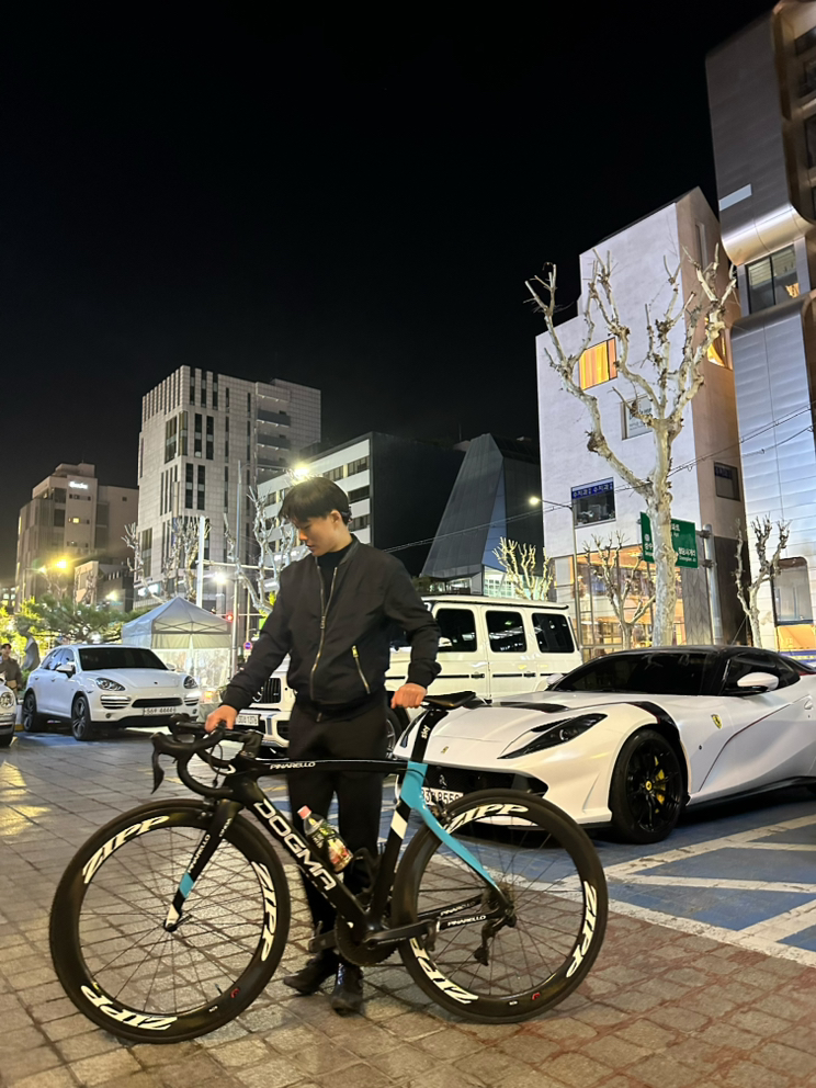 KREAM 프로필 이미지
