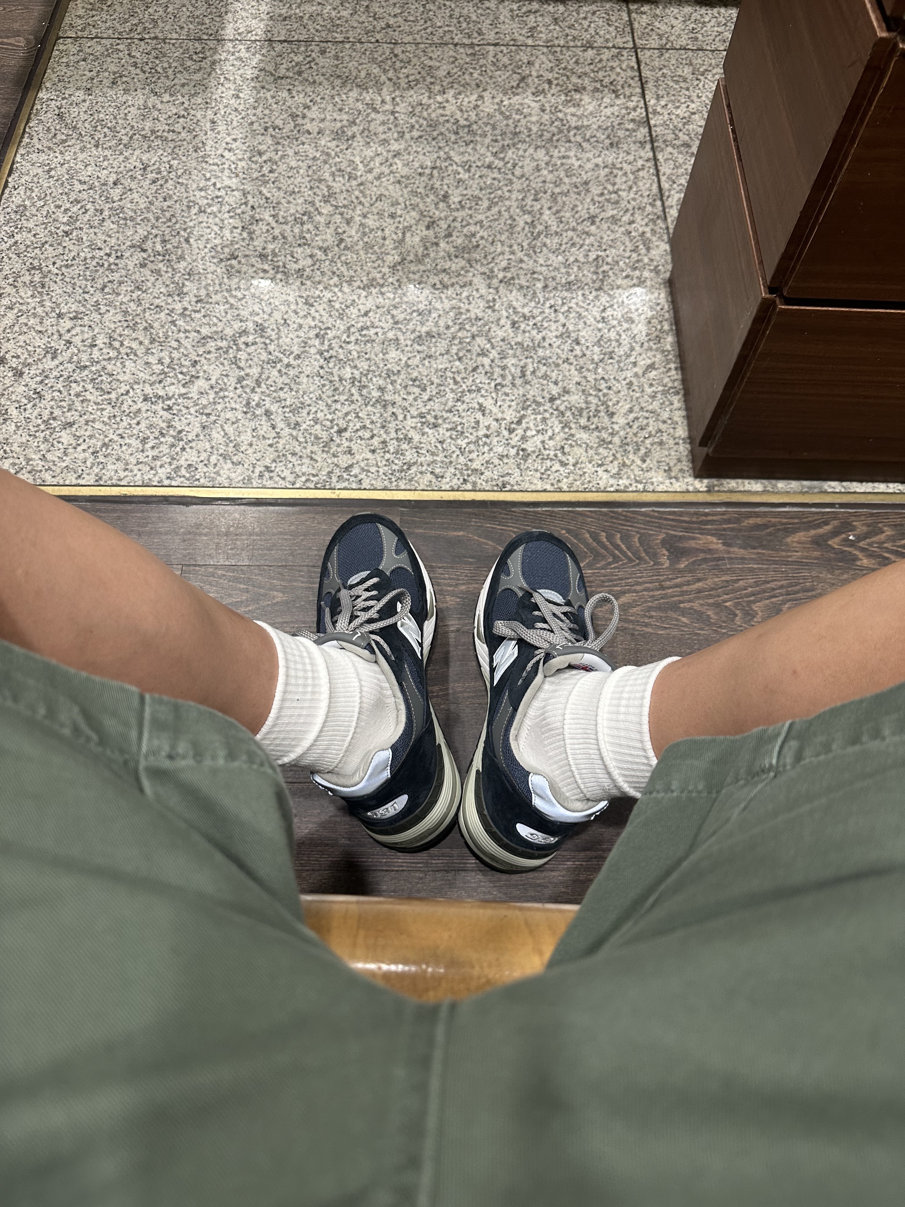 New Balance 991 Made in UK Navy 착용 스타일