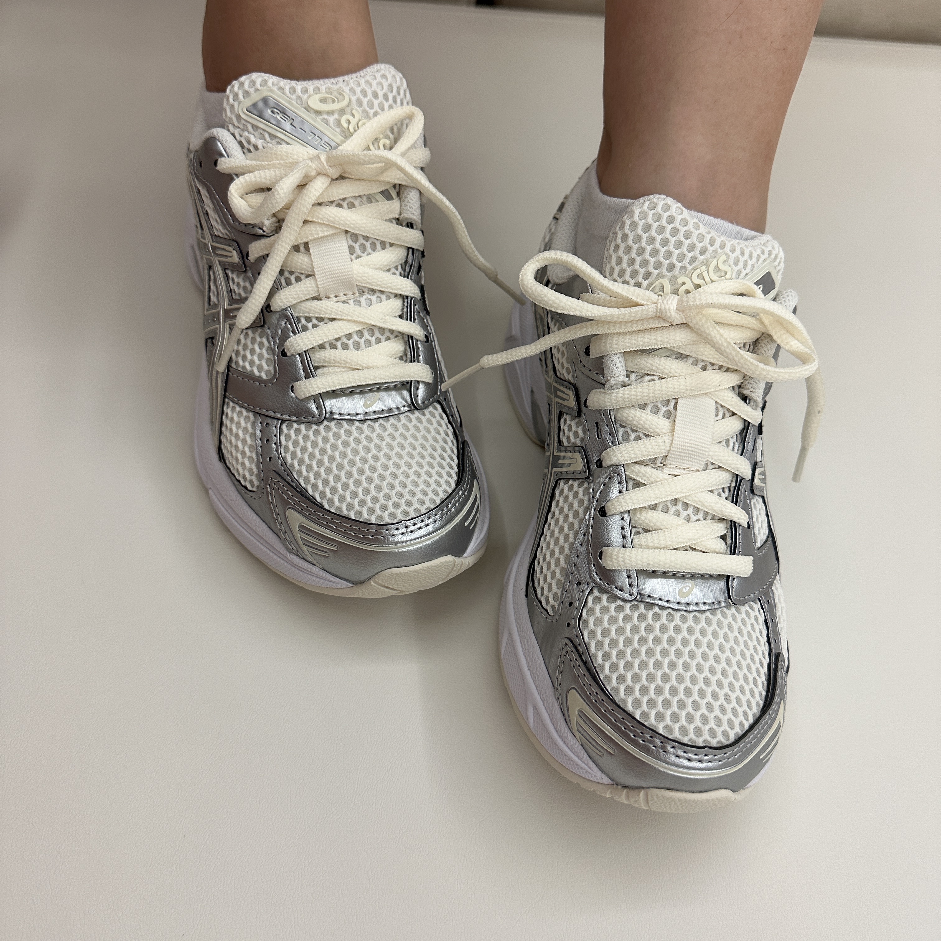 (W) Asics Gel-1130 Cream Pure Silver 착용 스타일