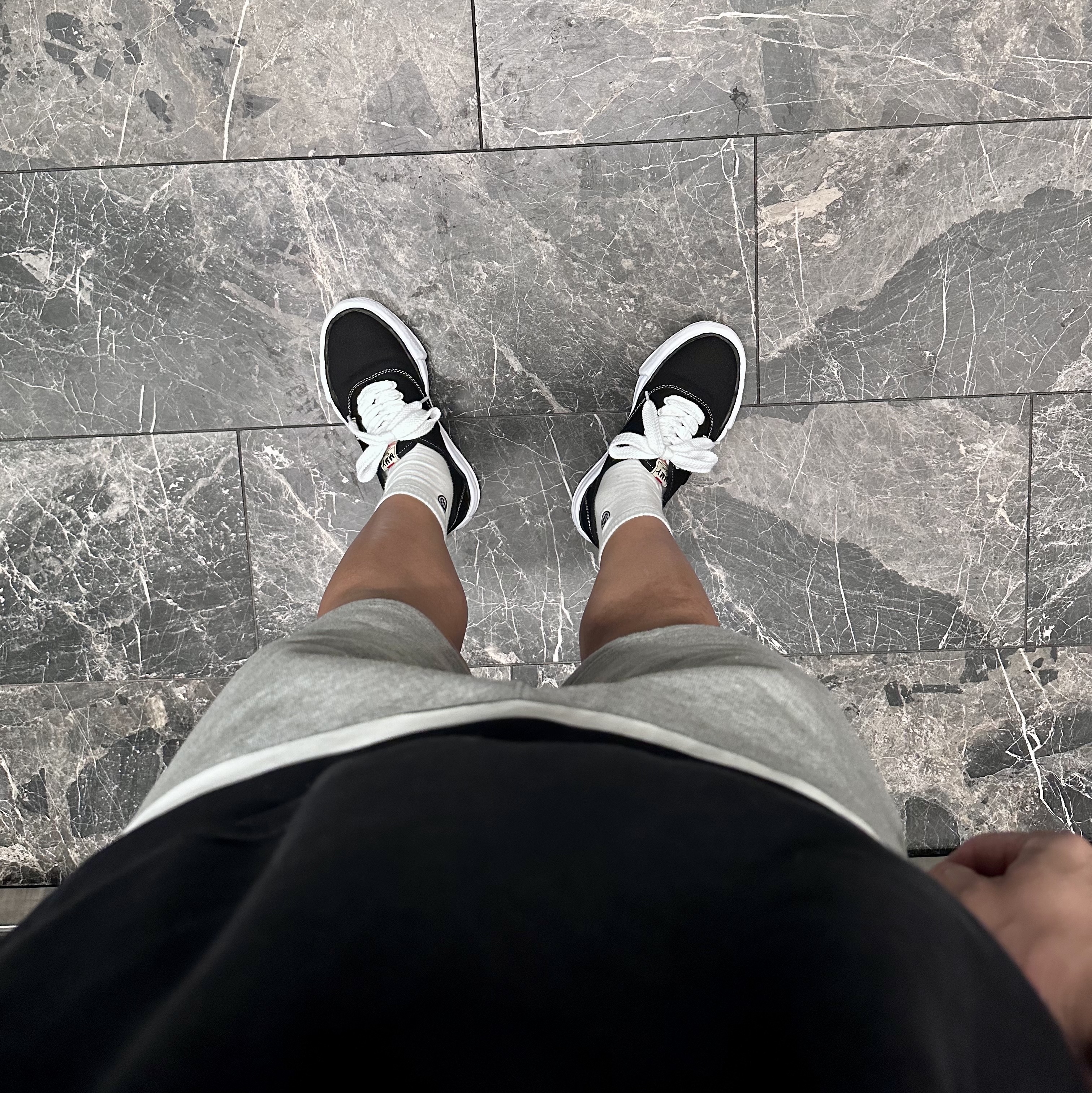 Maison Mihara Yasuhiro Baker OG Sole Canvas Low Cut Sneakers Black, Nike NRG Solo Swoosh Fleece Shorts Dark Grey Heather - US/EU 착용 스타일