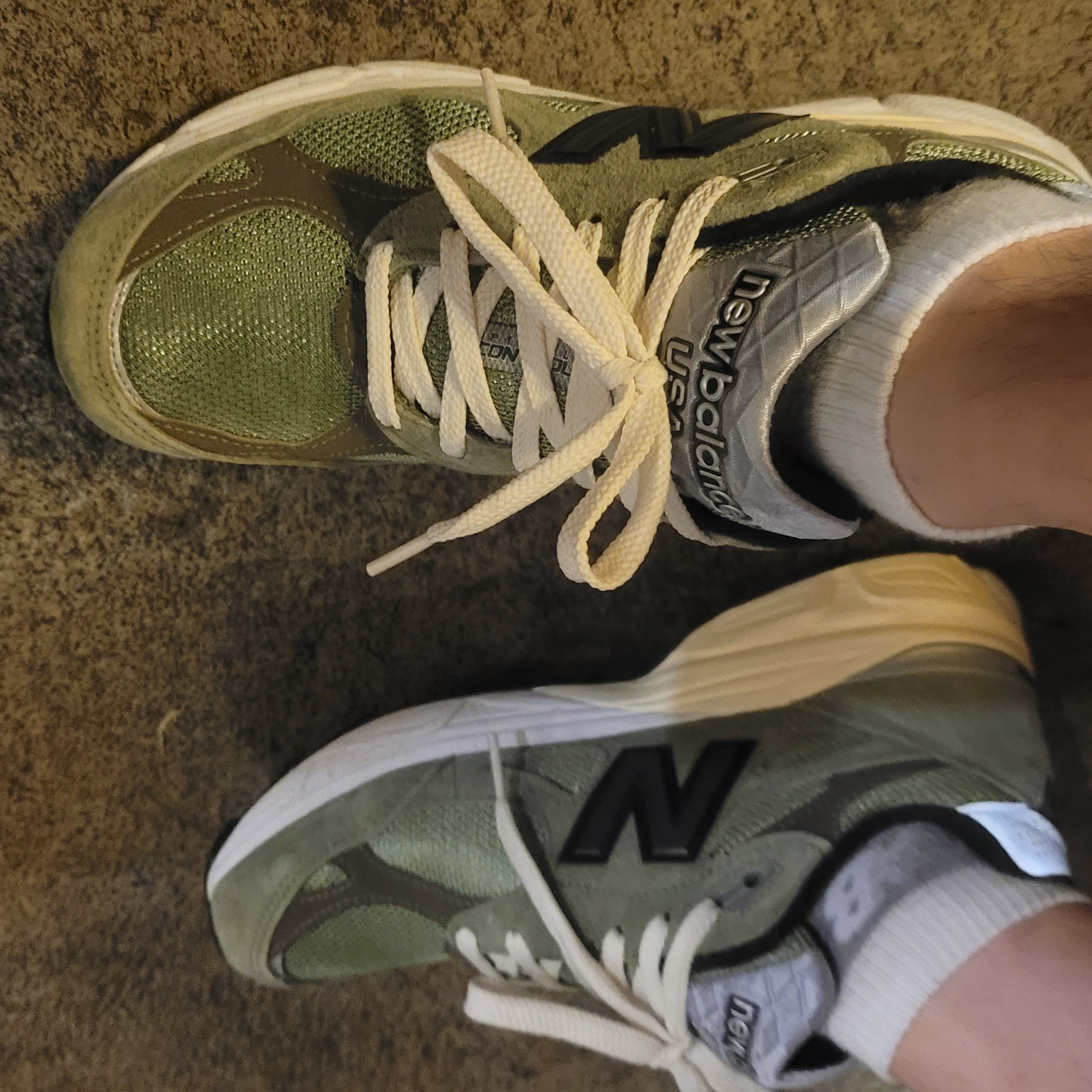 New Balance x JJJJound 992 Made in USA Grey 착용 스타일