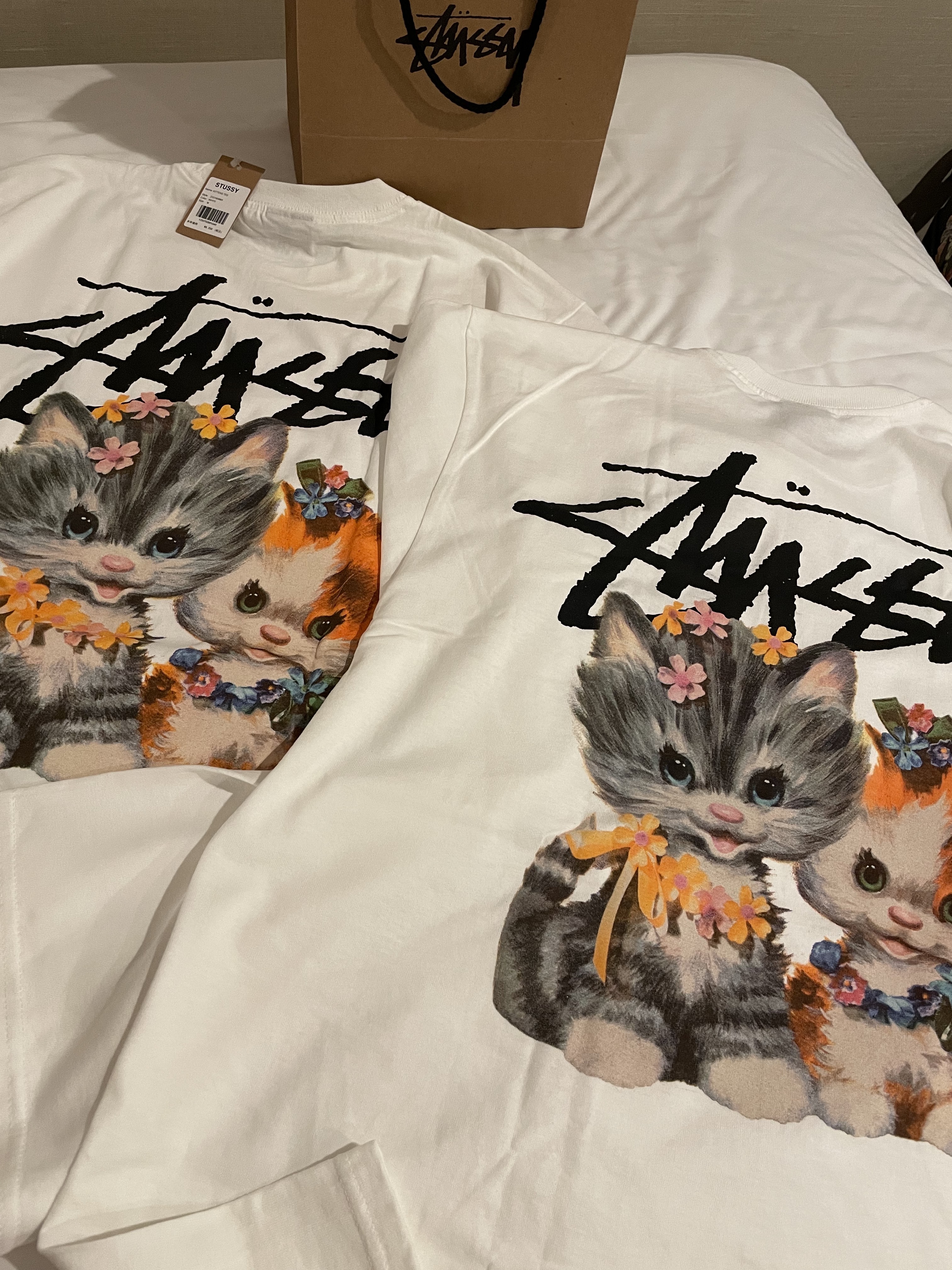 Stussy Kittens T-Shirt White 착용 스타일