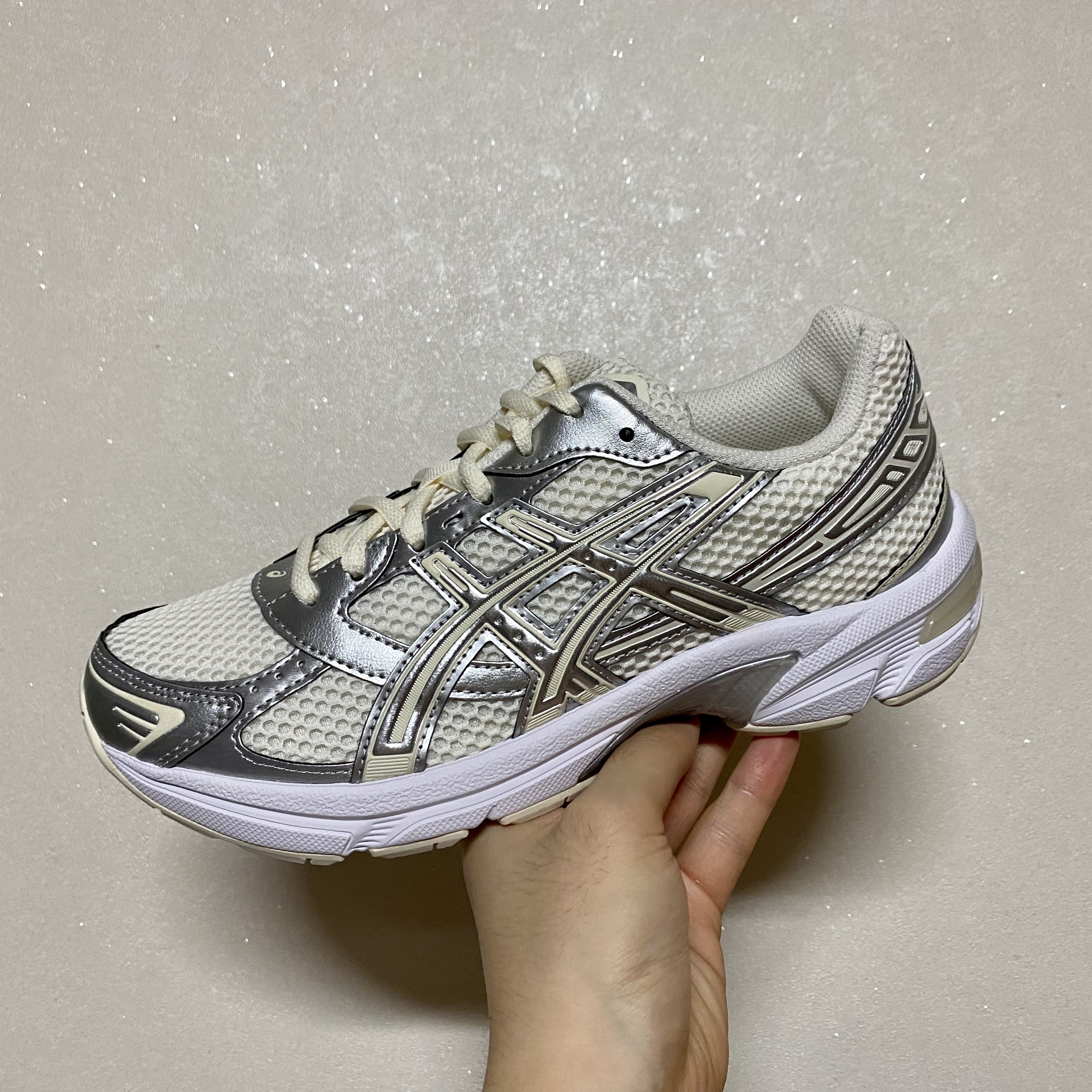 (W) Asics Gel-1130 Cream Pure Silver 착용 스타일