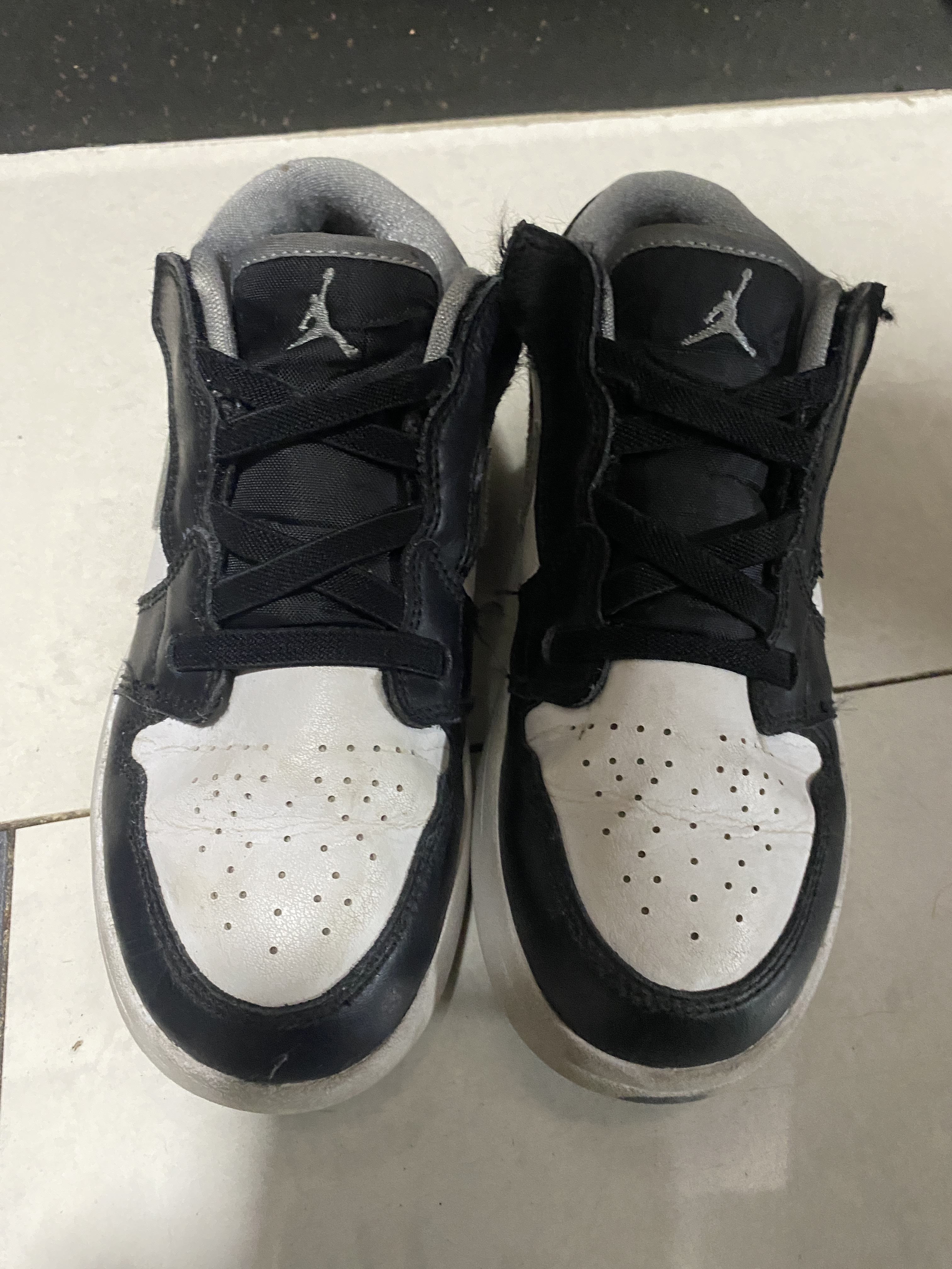 (PS) Jordan 1 Low Alt Black Particle Grey 착용 스타일