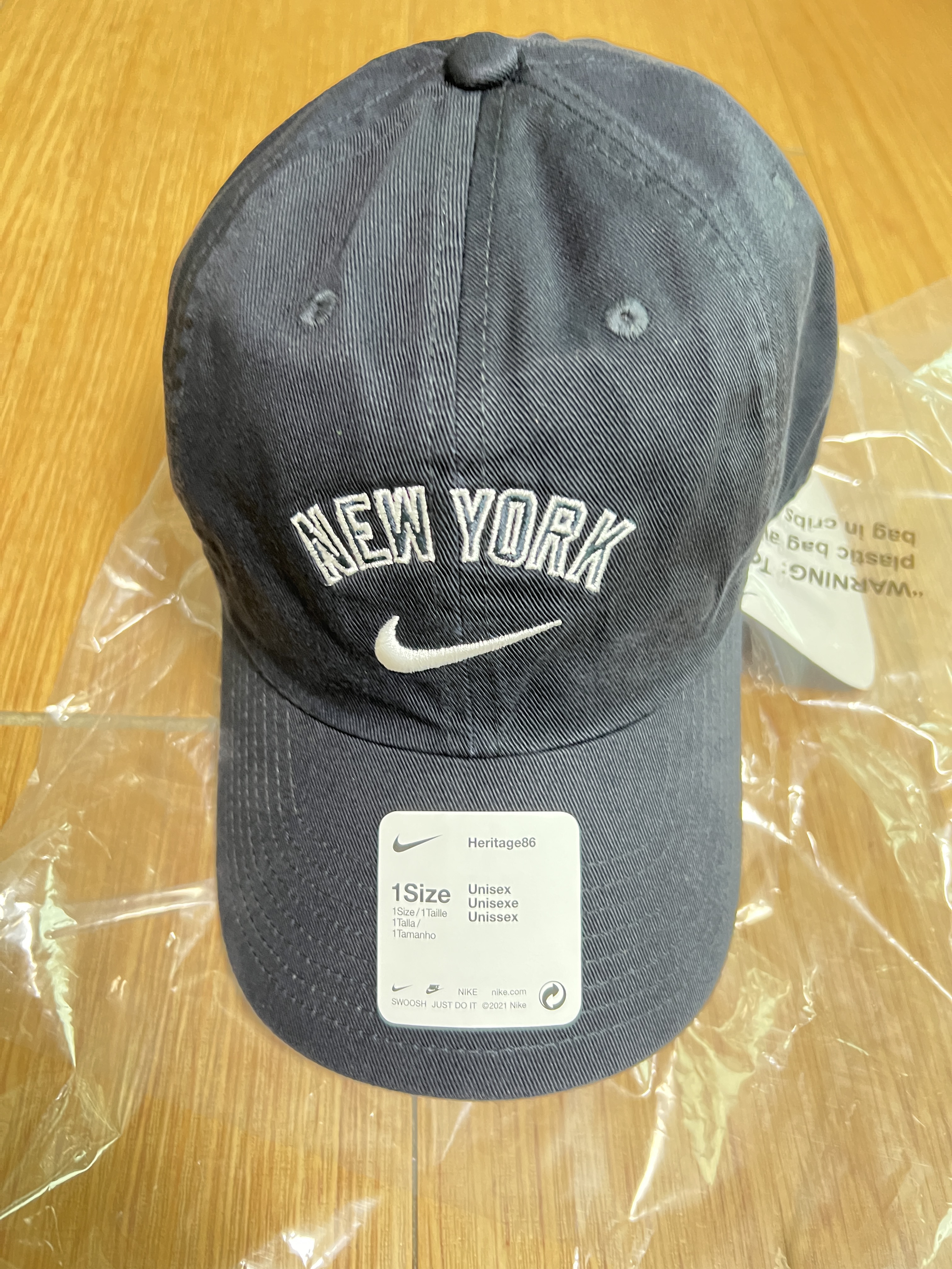 Nike Heritage 86 Swoosh MLB New York Yankees Adjustable Cap Pitch Blue 착용 스타일