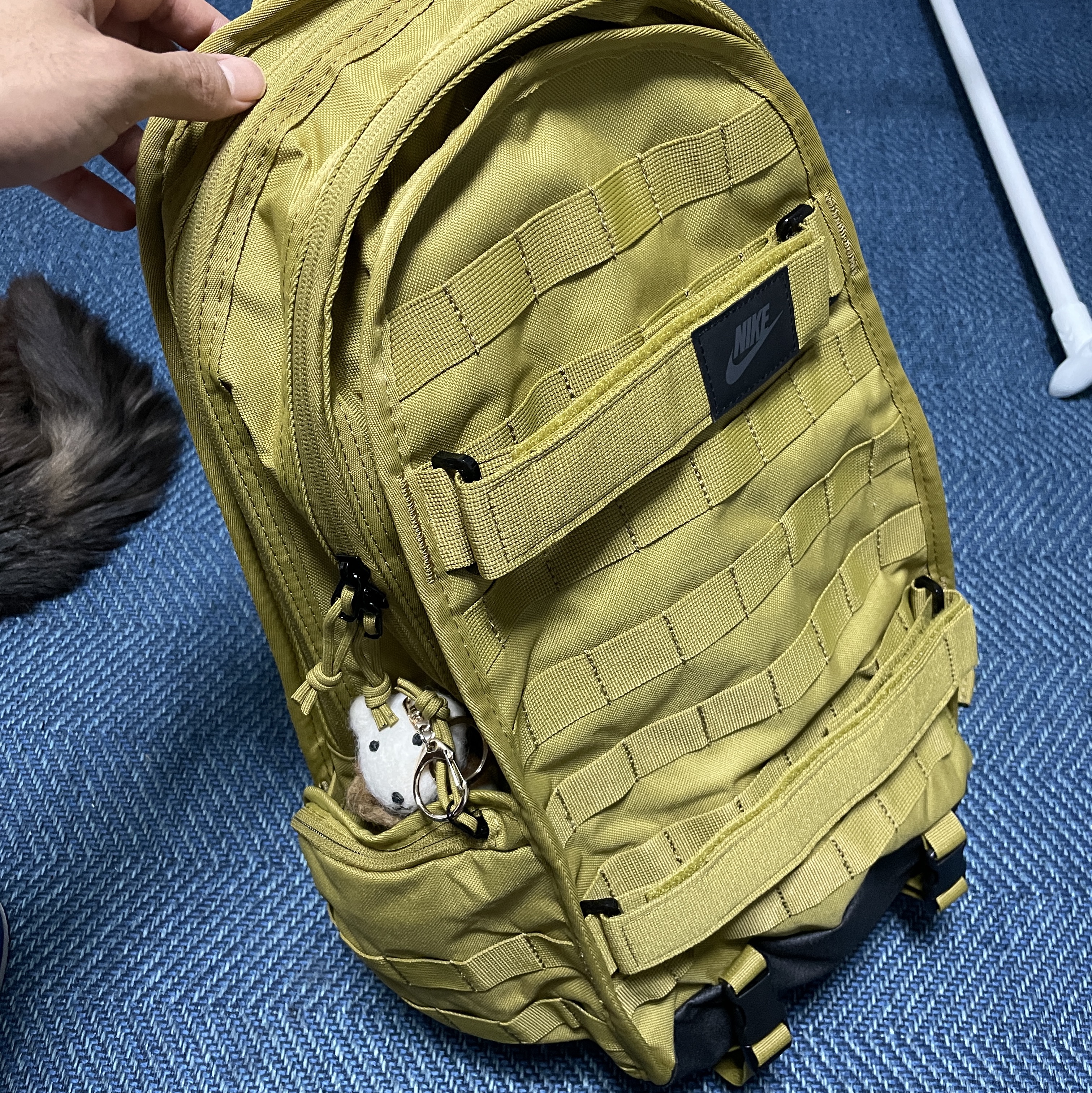 Nike NSW RPM Backpack 26L Brown 착용 스타일