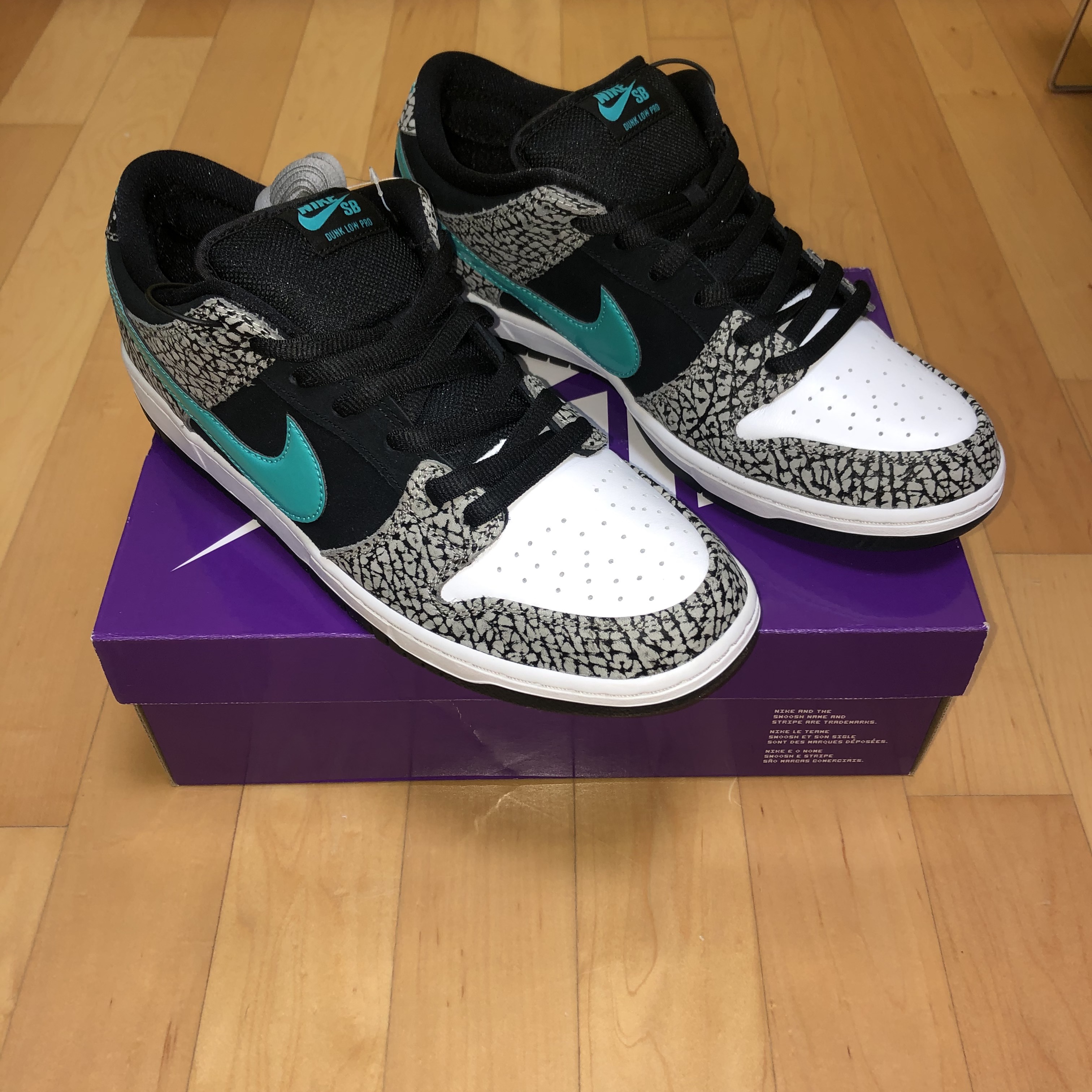 Nike SB Dunk Low Pro Clear Jade 착용 스타일