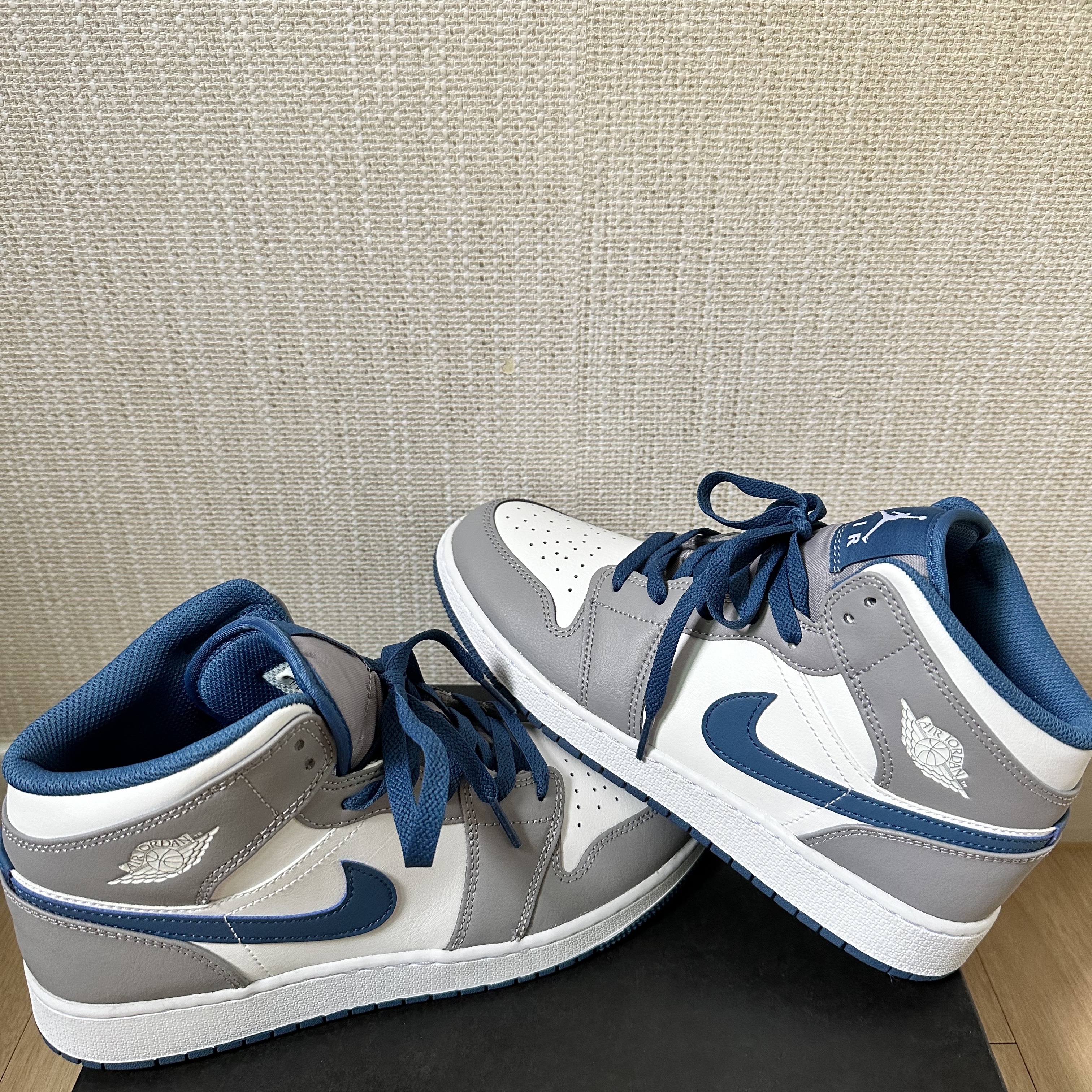 (GS) Jordan 1 Mid Cement Grey True Blue 착용 스타일