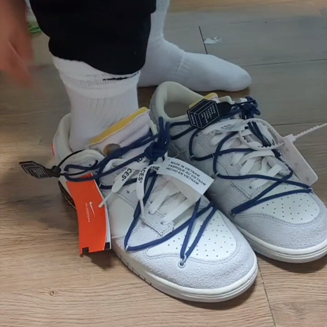 Nike x Off-White Dunk Low The 50 - Lot 18 착용 스타일 - 1