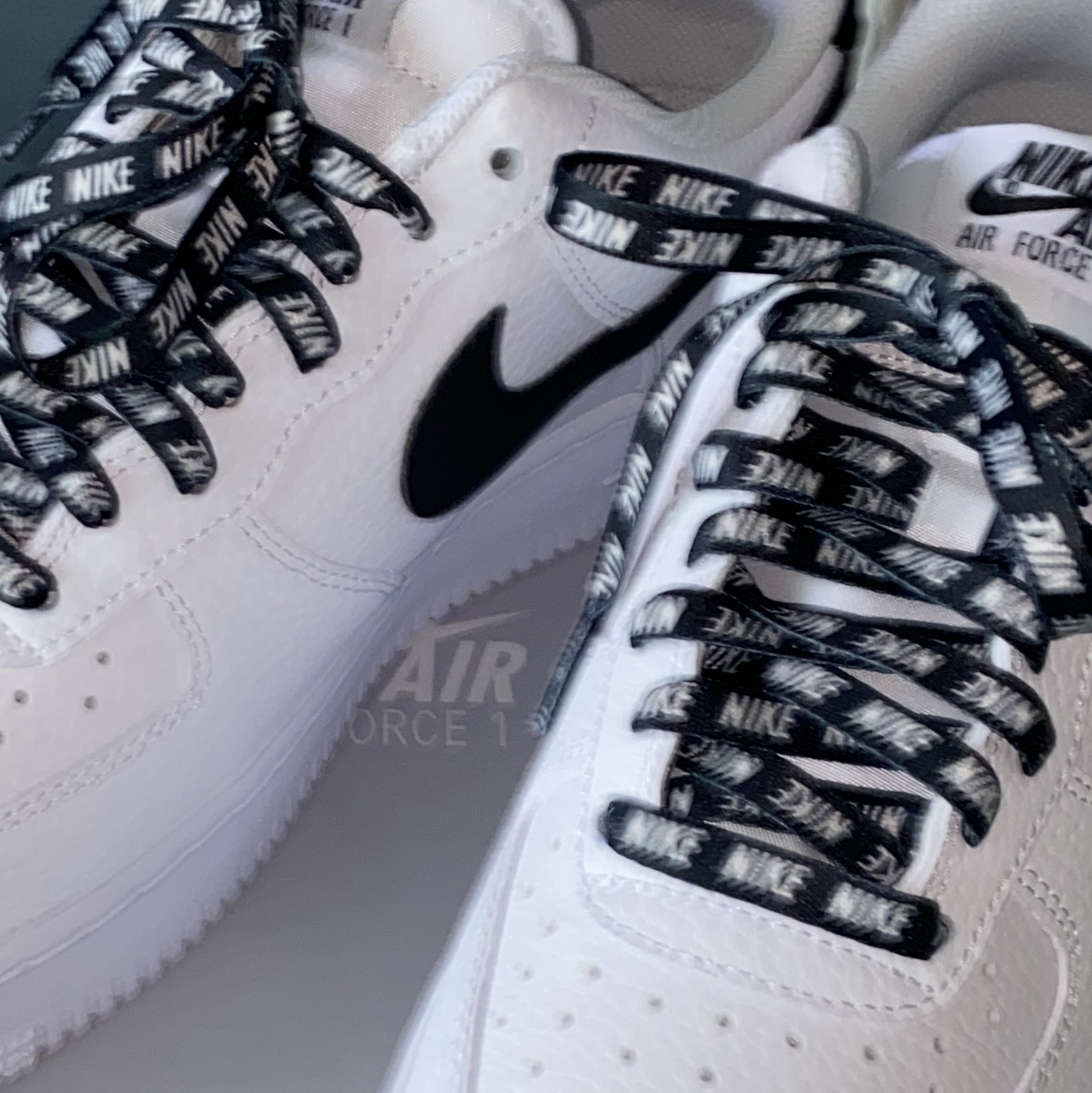 Nike Air Force 1 '07 White Black 착용 스타일