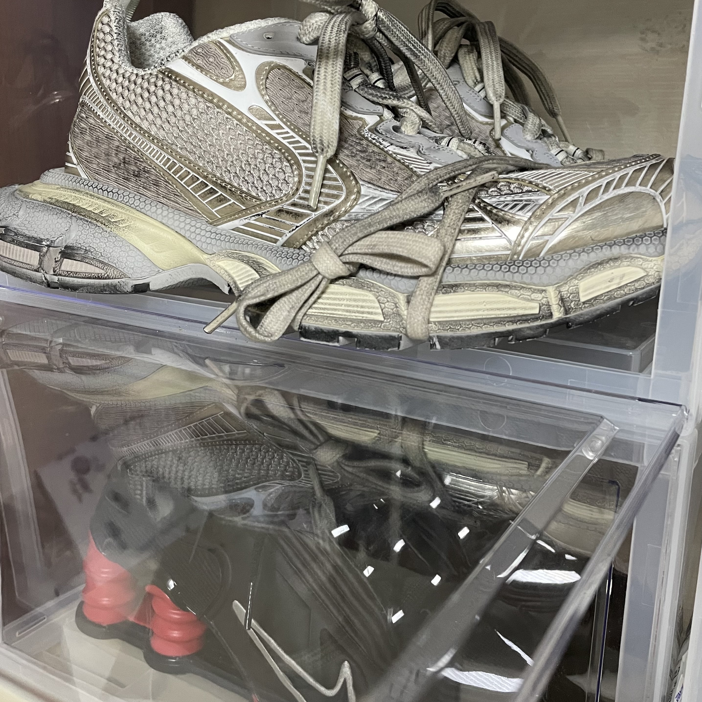 Balenciaga 3XL Sneakers Light Beige 착용 스타일 - 2
