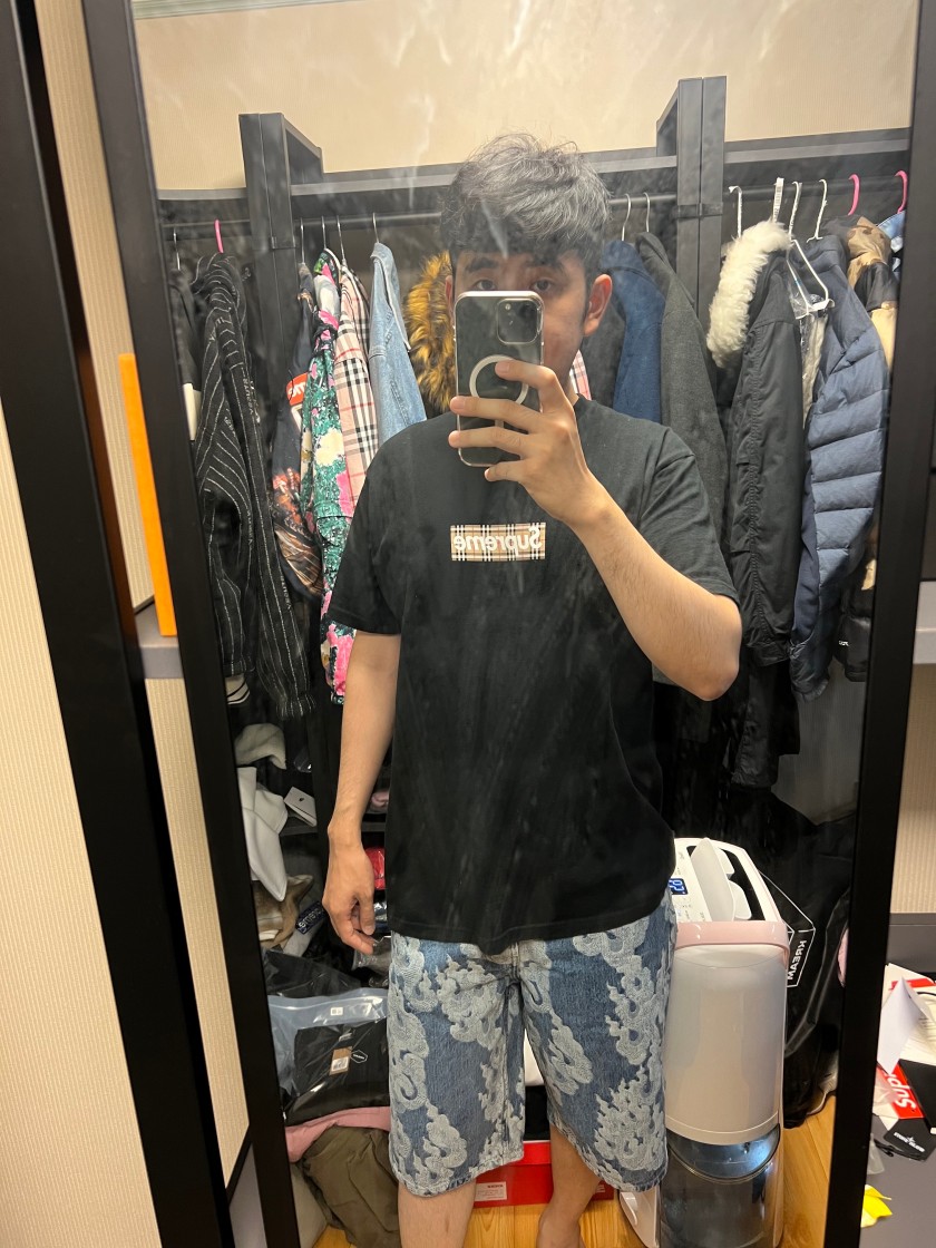 the Flames Jacquard Baggy Denim Shorts : r/Supreme