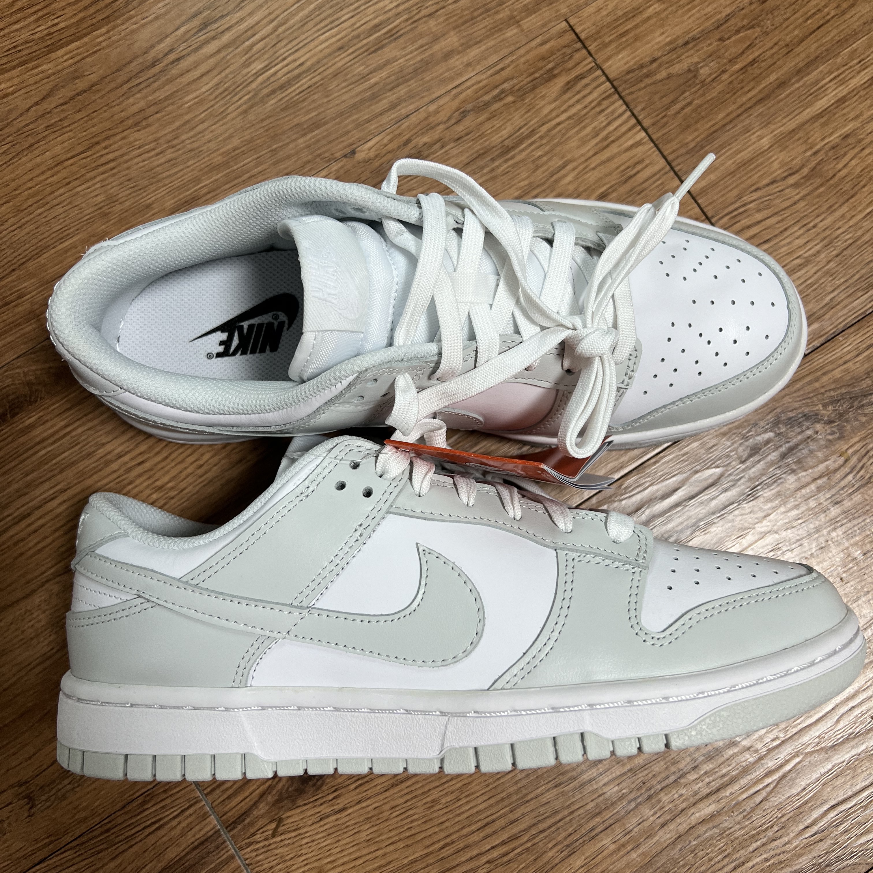 (W) Nike Dunk Low Photon Dust 착용 스타일