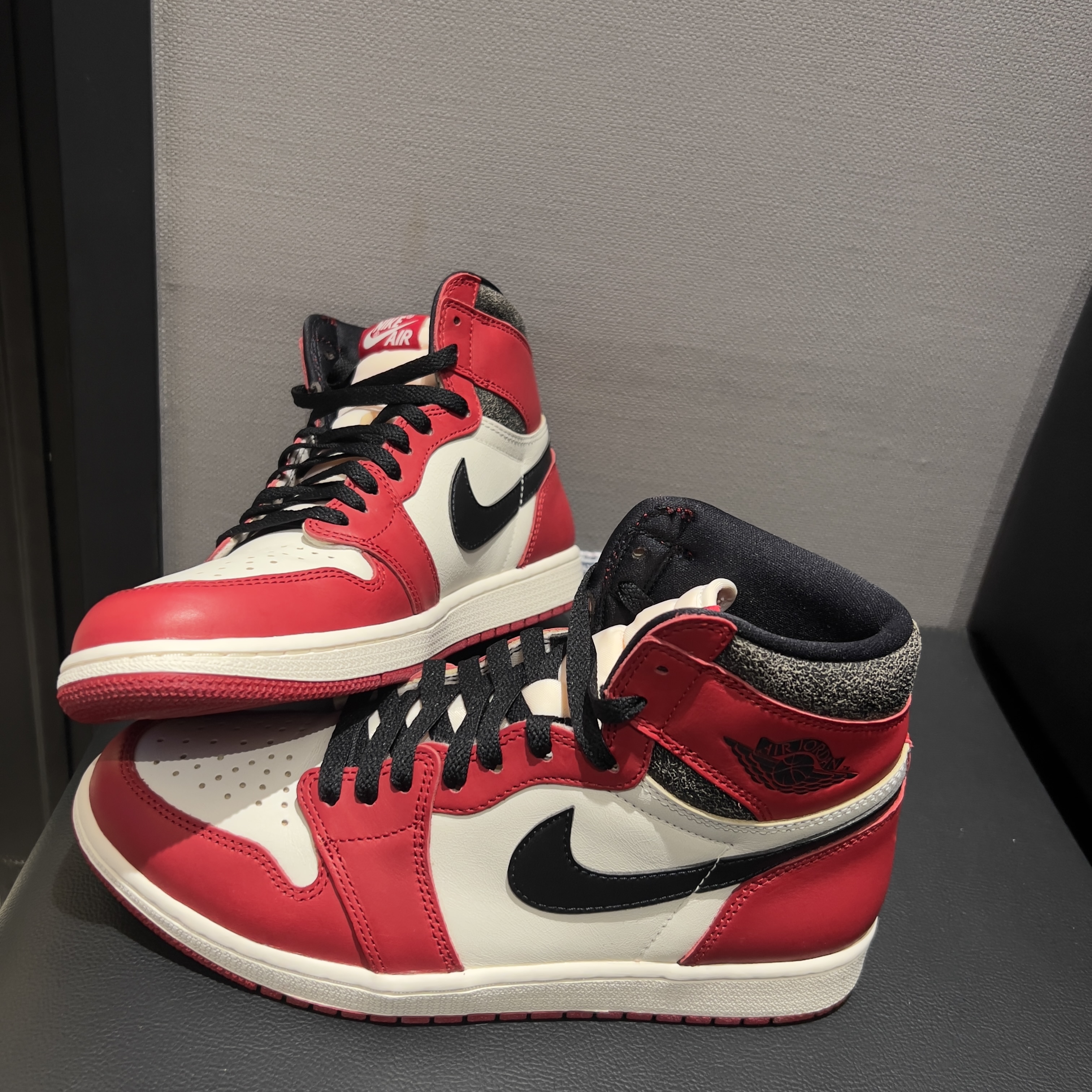 Jordan 1 Retro High OG Chicago 2022 착용 스타일 - 1