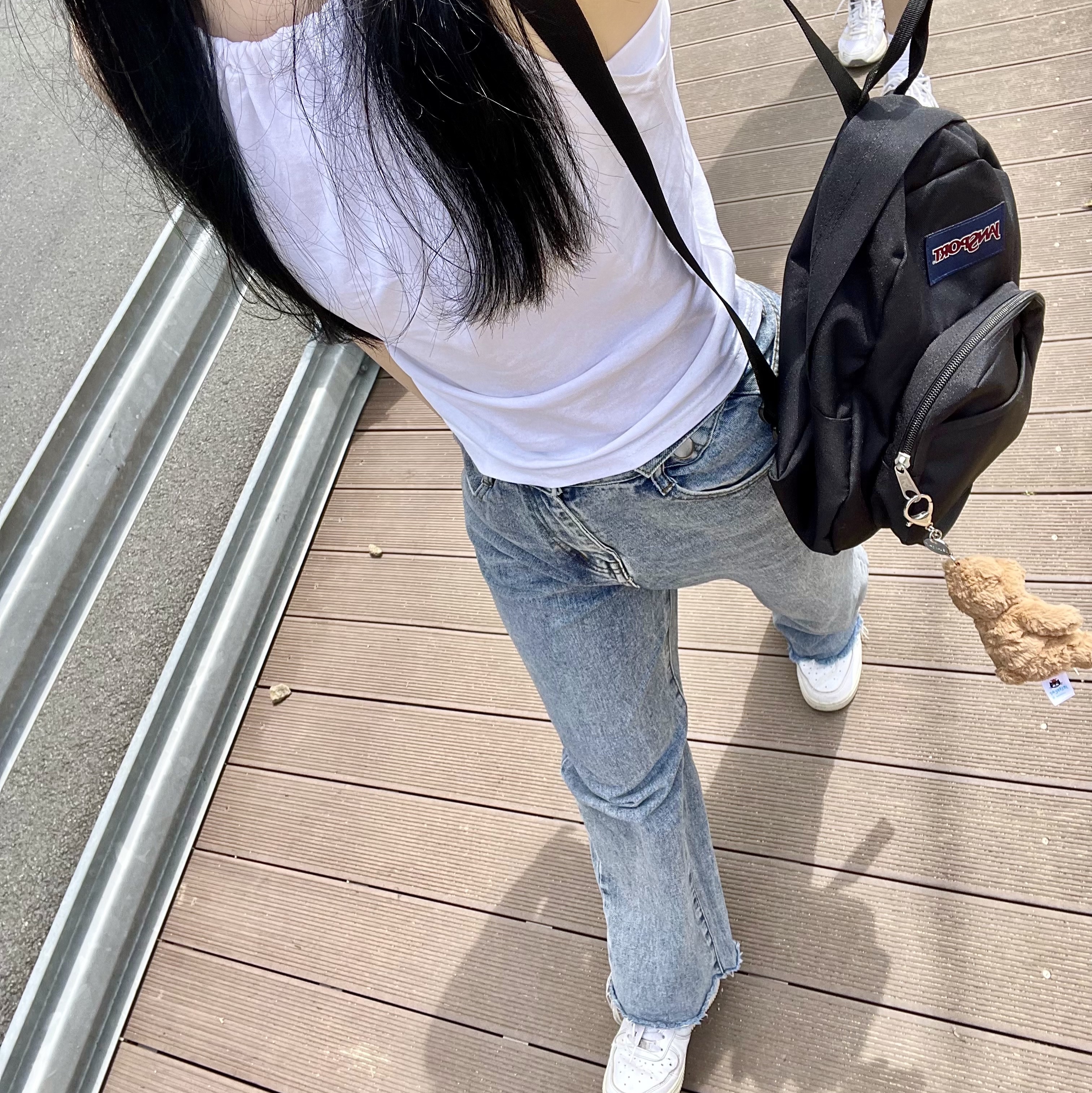 Jansport Half Pint Mini Backpack Black, (W) Nike Air Force 1 '07 Low White 착용 스타일 - 2