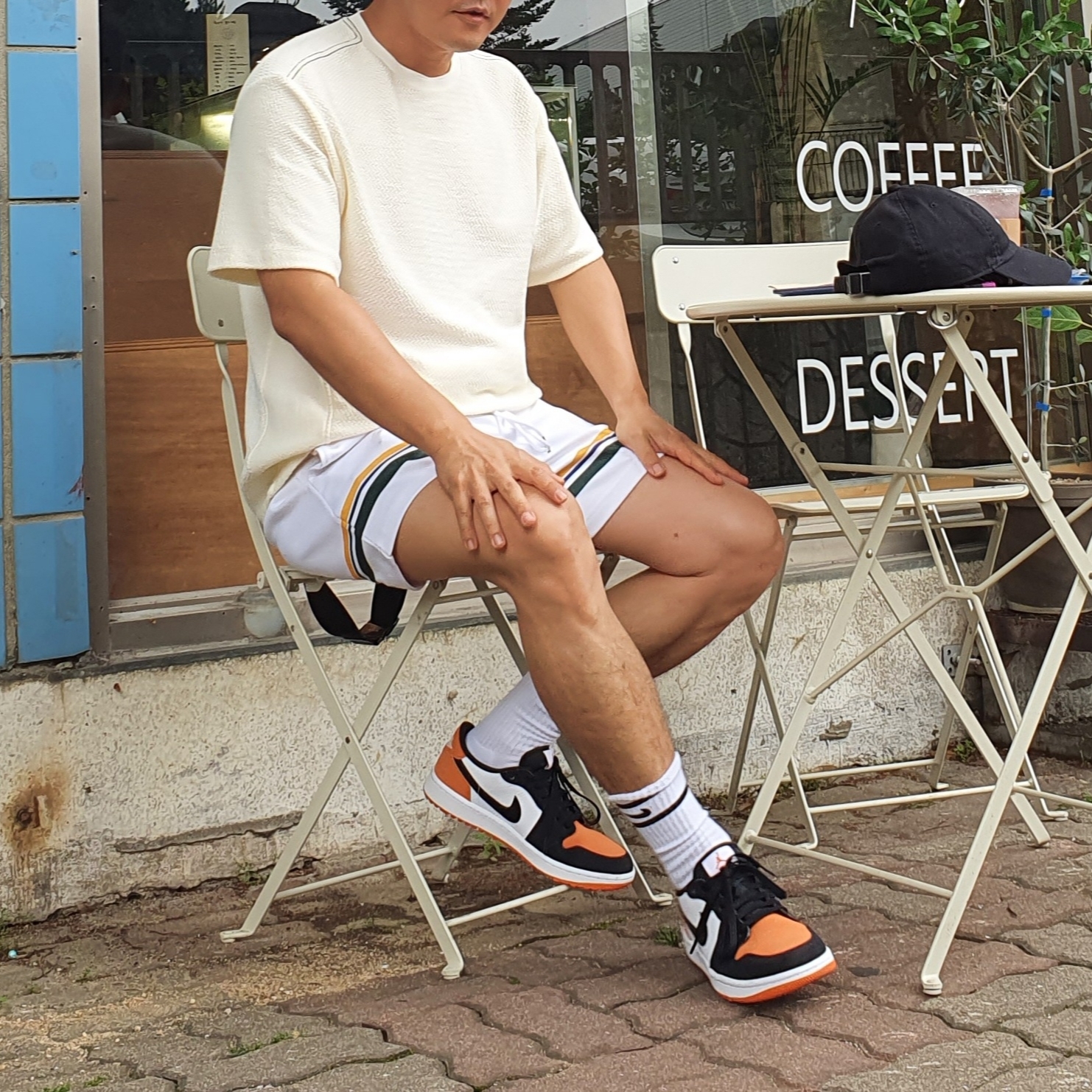 Jordan 1 Low Golf Starfish 착용 스타일