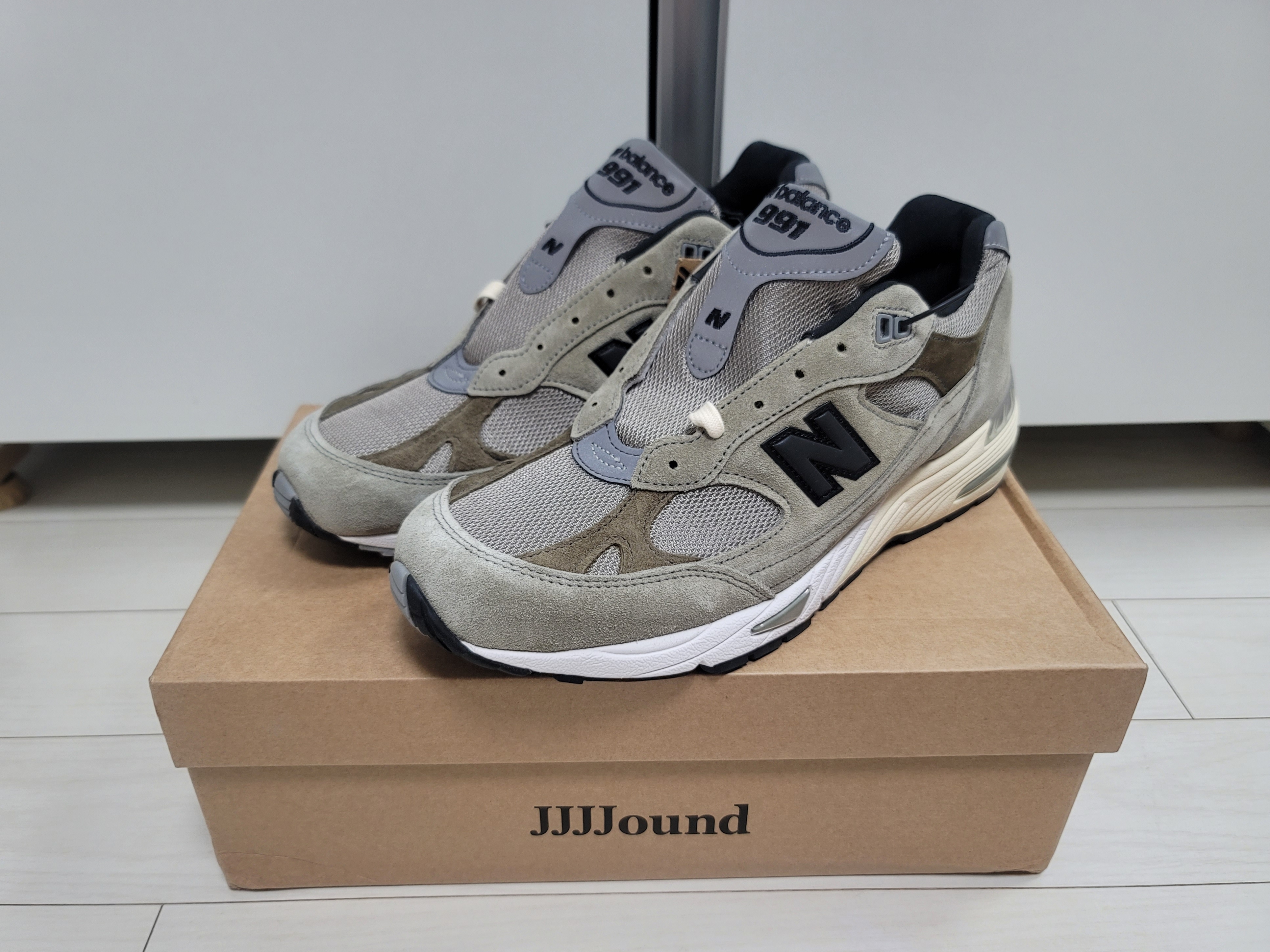 New Balance x JJJJound 991 Made in UK Grey 착용 스타일