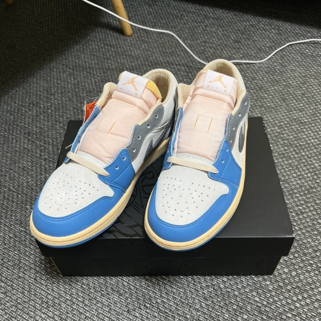 Jordan 1 Low SE Tokyo 96 착용 스타일