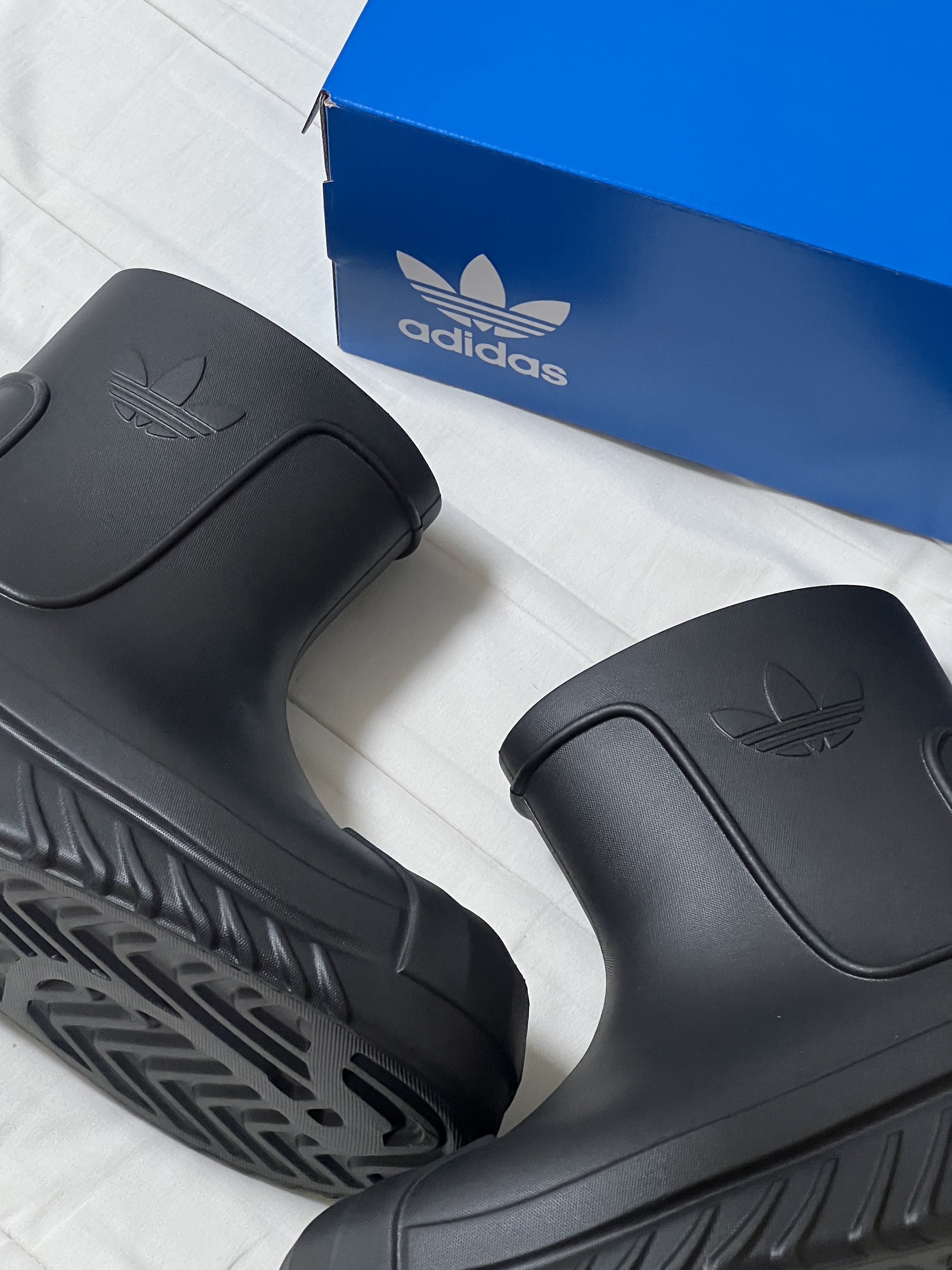 (W) Adidas Adifom Superstar Boot Black 착용 스타일 - 1
