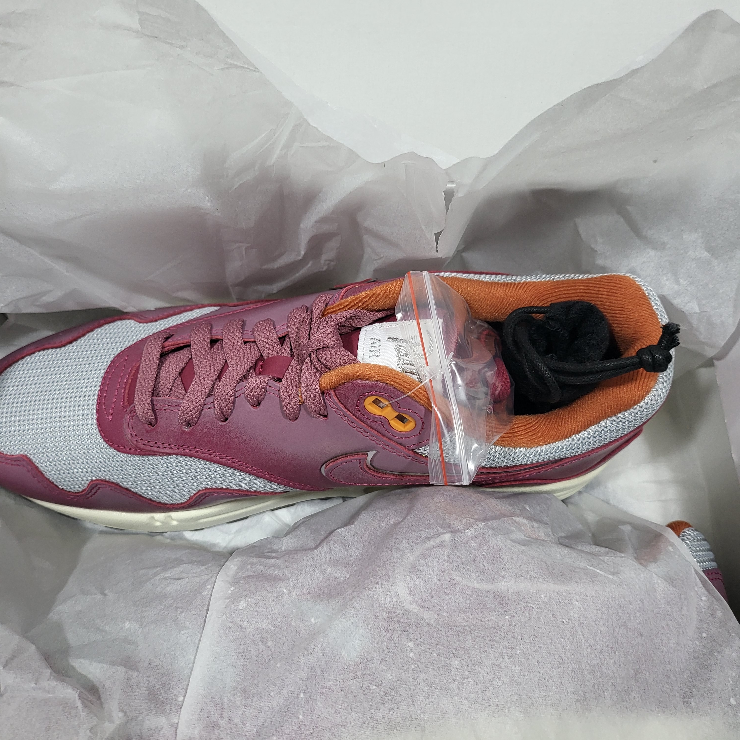 Nike x Patta Air Max 1 Night Maroon 착용 스타일