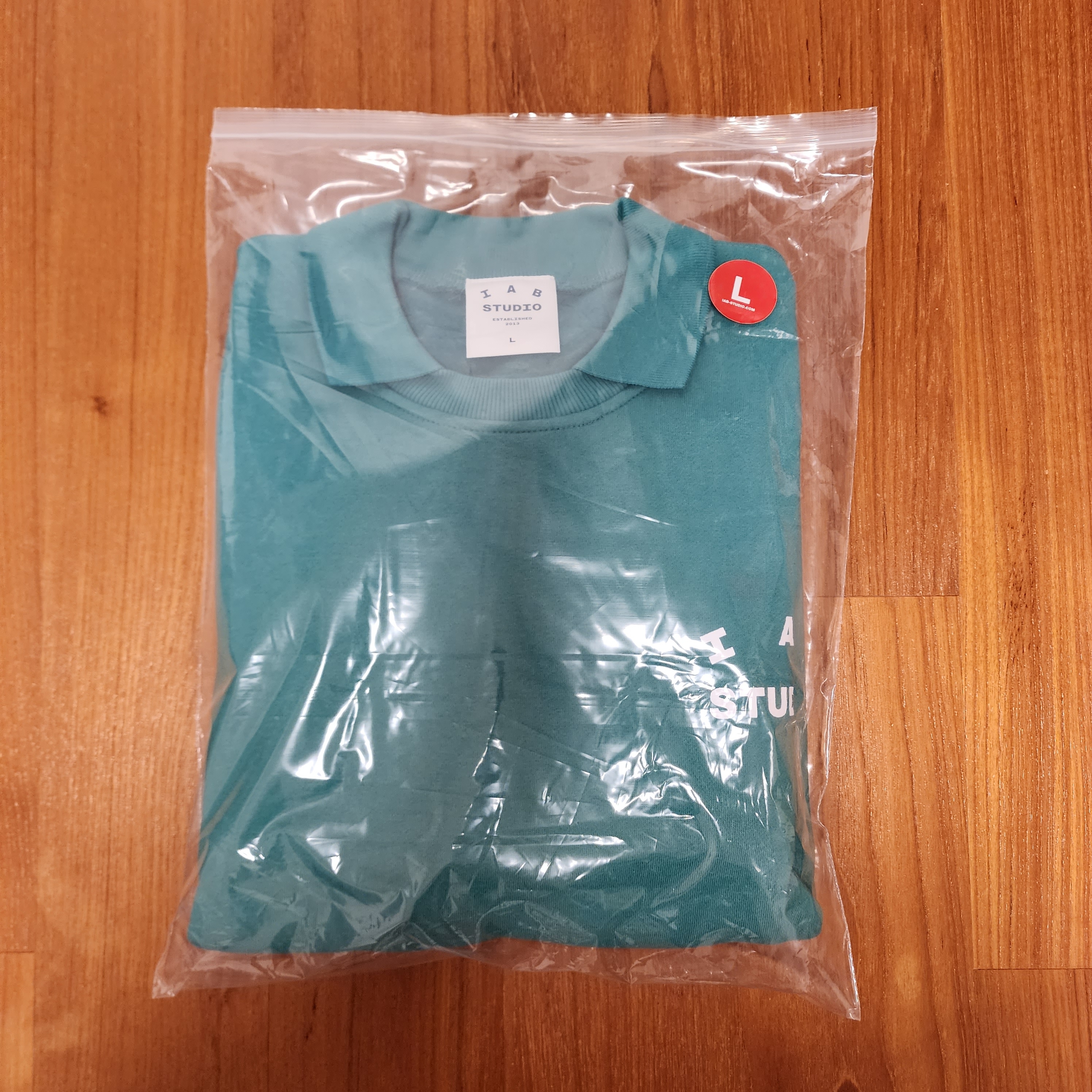 IAB Studio Rugby Sweatshirt Mint - The Hyundai Seoul Exclusive 착용 스타일 - 4