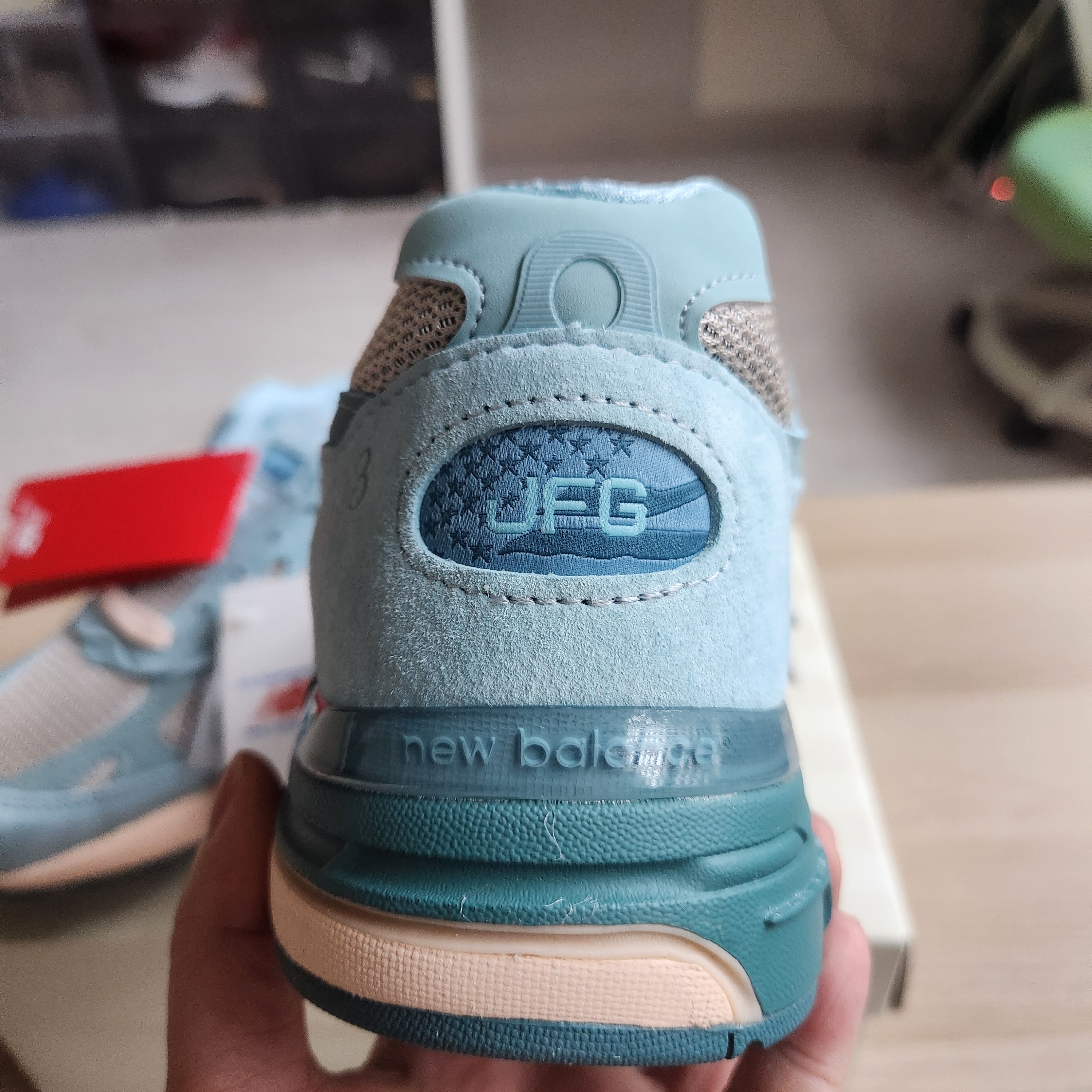 New Balance x Joe Freshgoods 993 Made in USA Arctic Blue 착용 스타일 - 5
