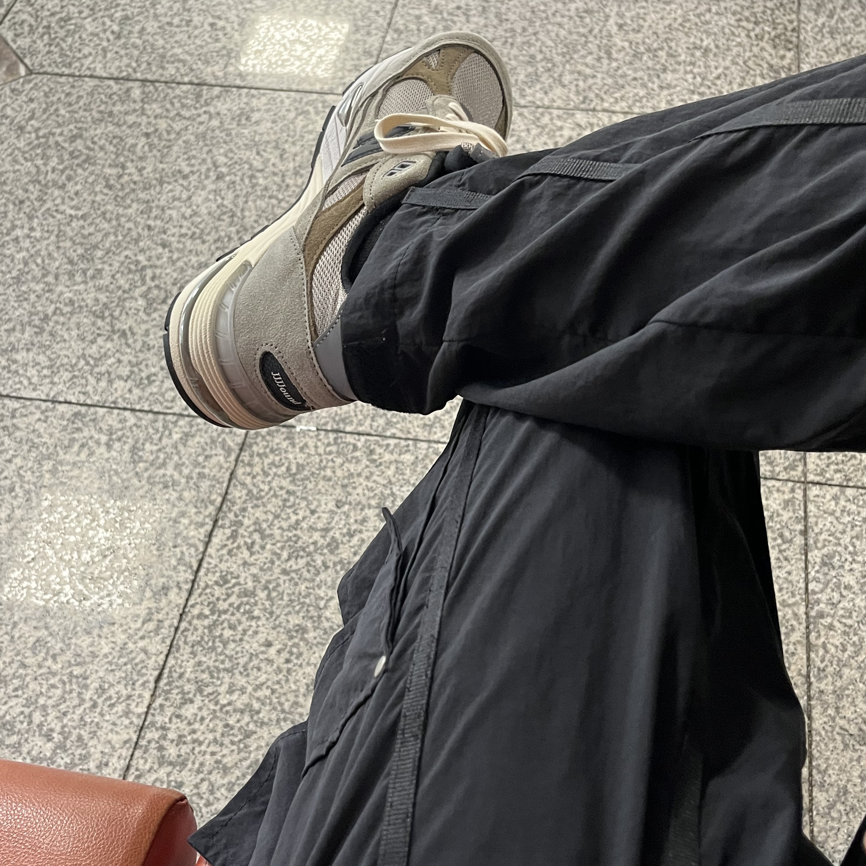 New Balance x JJJJound 991 Made in UK Grey 착용 스타일