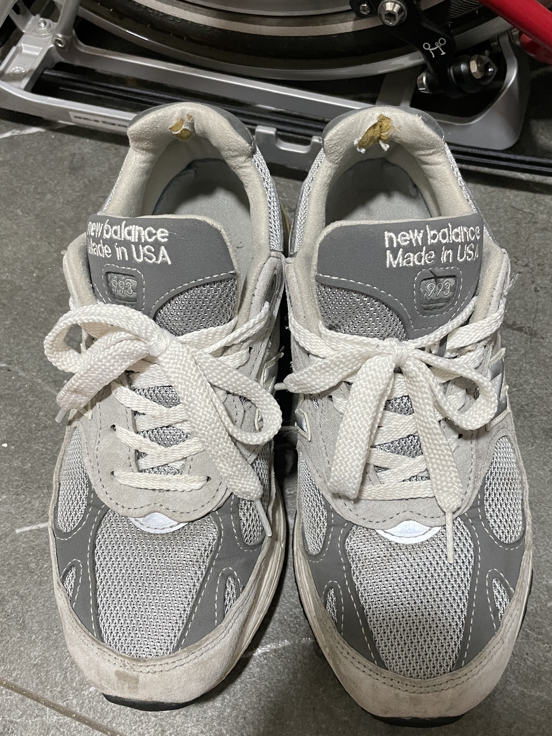 (W) New Balance 993 Made in USA Grey - B Standard 착용 스타일