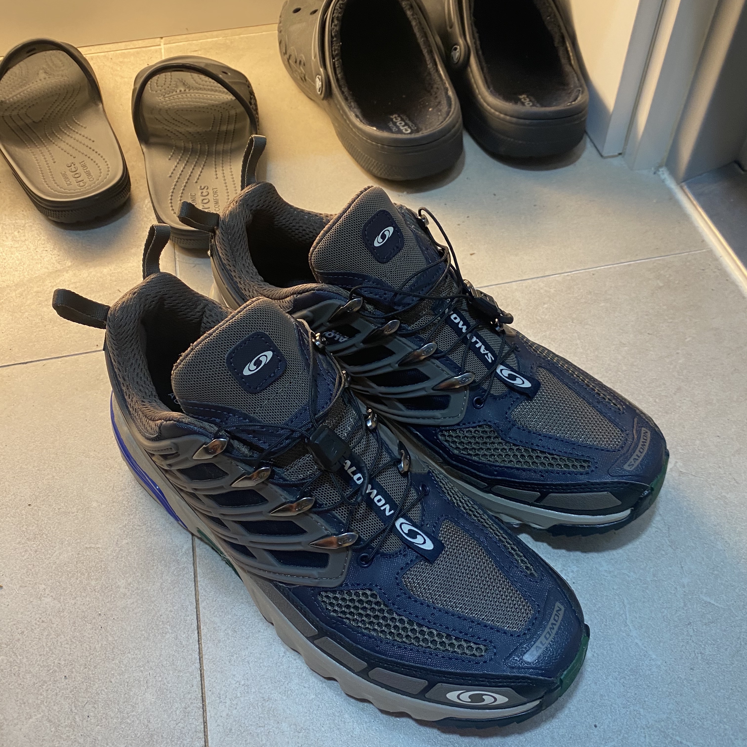 Salomon ACS Pro ADV Night Sky 착용 스타일