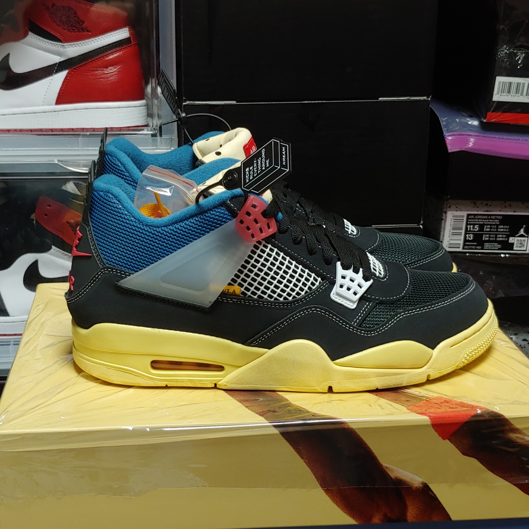 Jordan 4 x Union Retro Off Noir, Jordan 1 Retro High OG Chicago 2015 착용 스타일 - 2