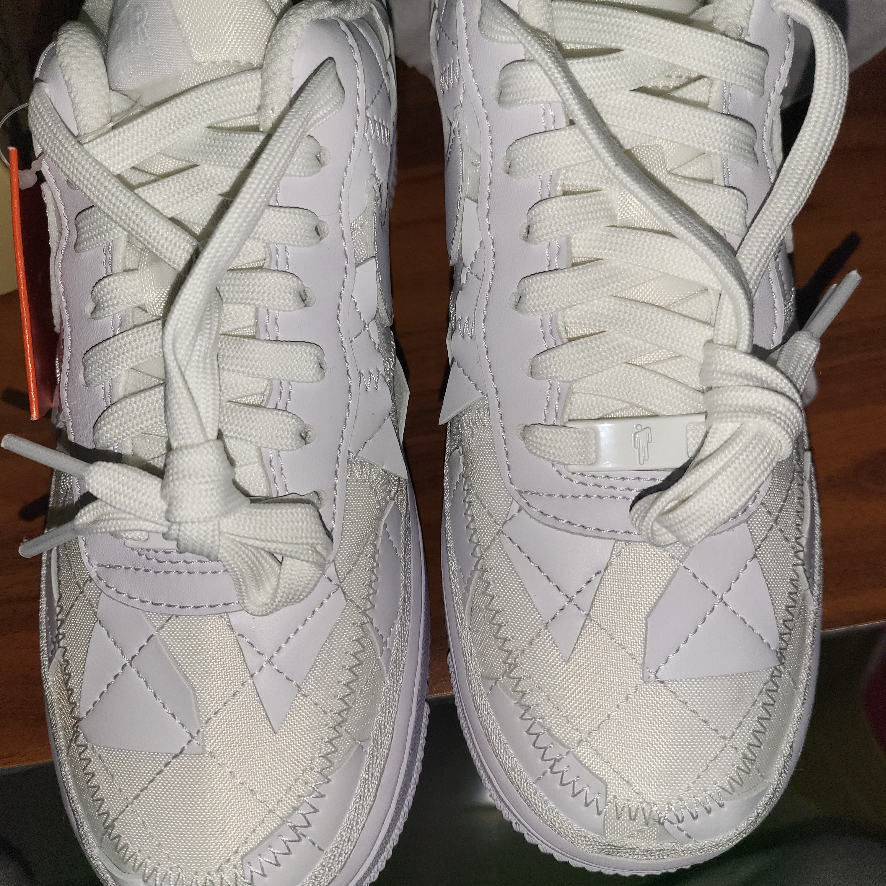Nike x Billie Eilish Air Force 1 Low SP Triple White 착용 스타일