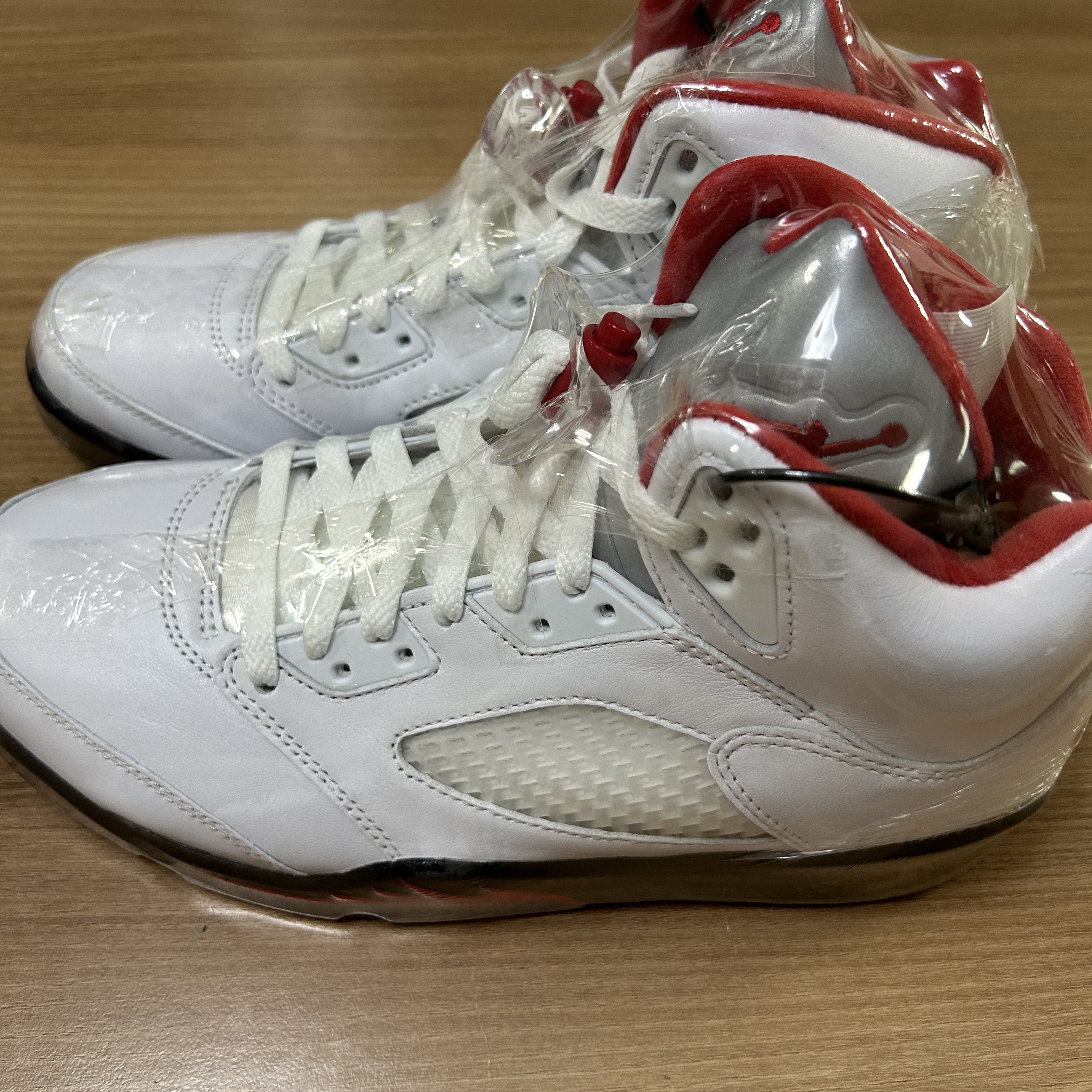 Jordan 5 Retro Fire Red Silver Tongue 2020 착용 스타일