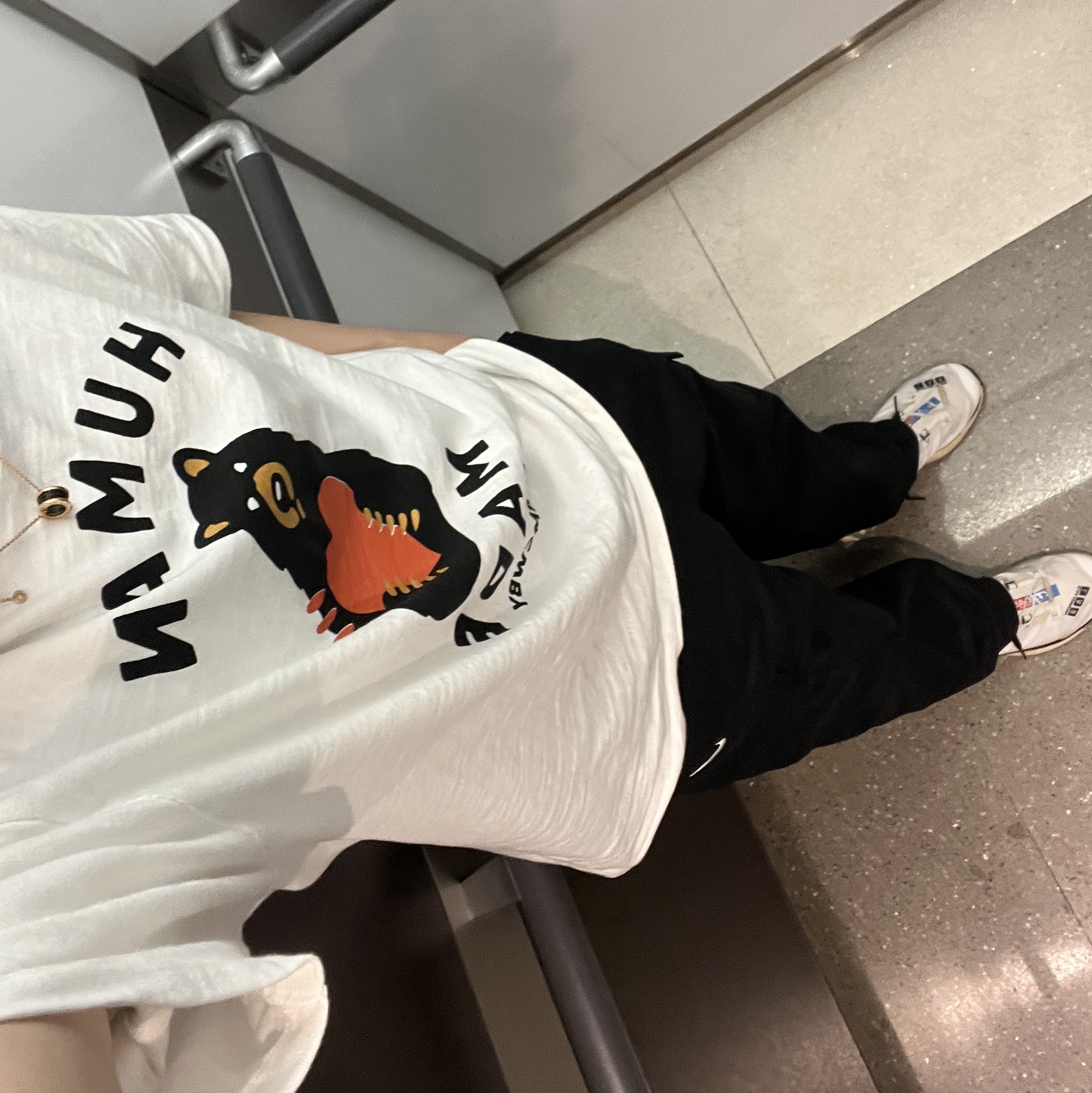 Human Made Graphic T-Shirt #13 White, Salomon XT-4 White Lunar Rock 착용 스타일