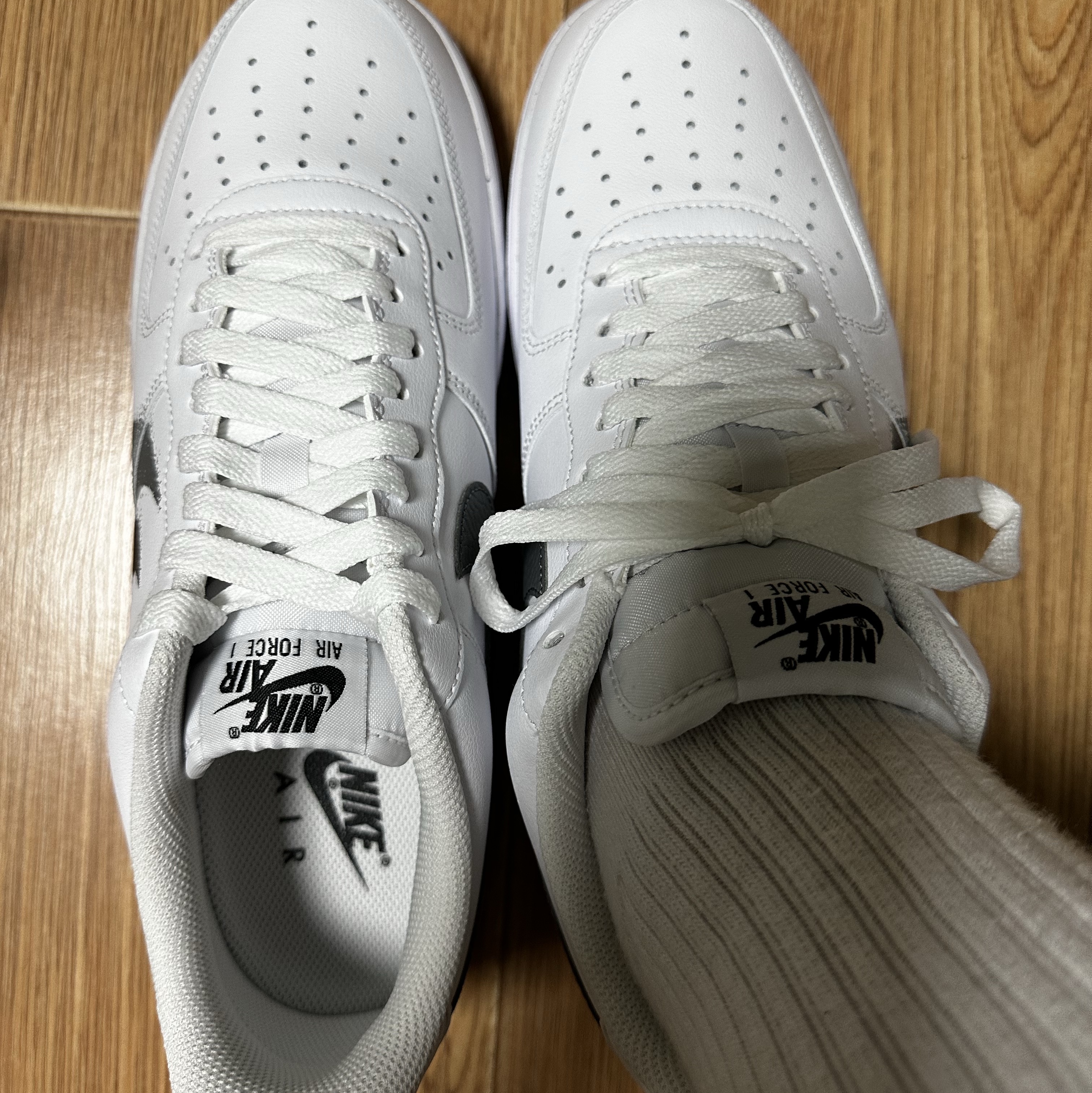 Nike Air Force 1 '07 Low White Cool Grey 착용 스타일 - 2