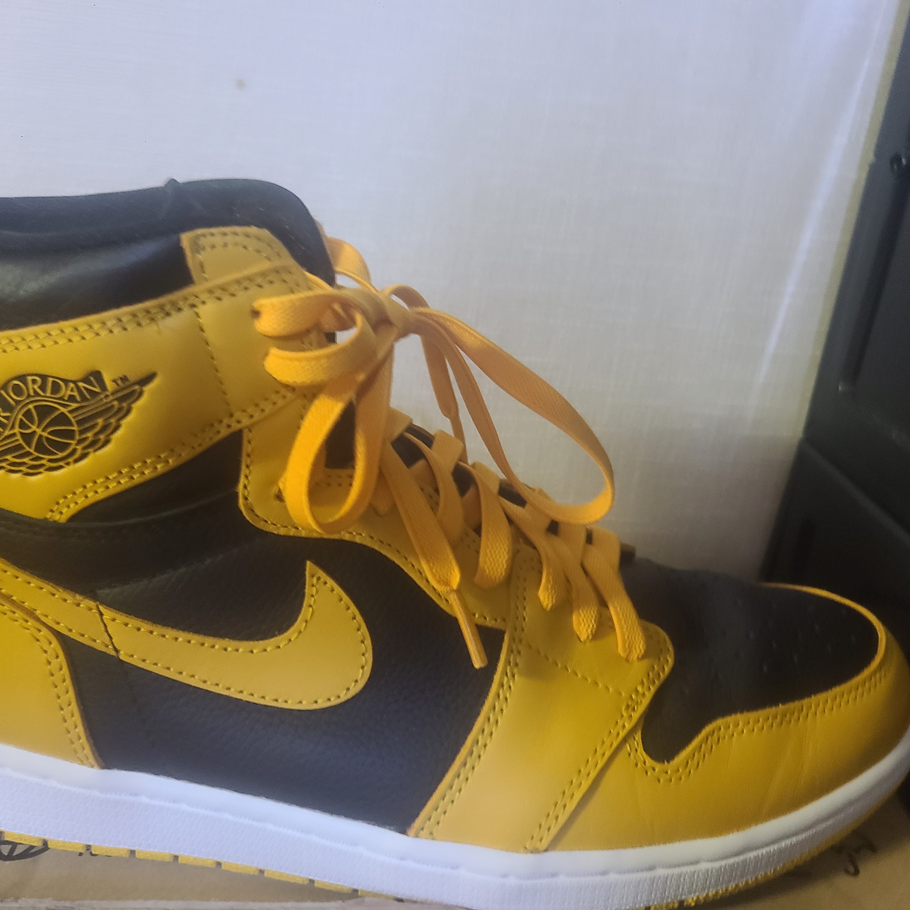 Jordan 1 Retro High OG Pollen 착용 스타일