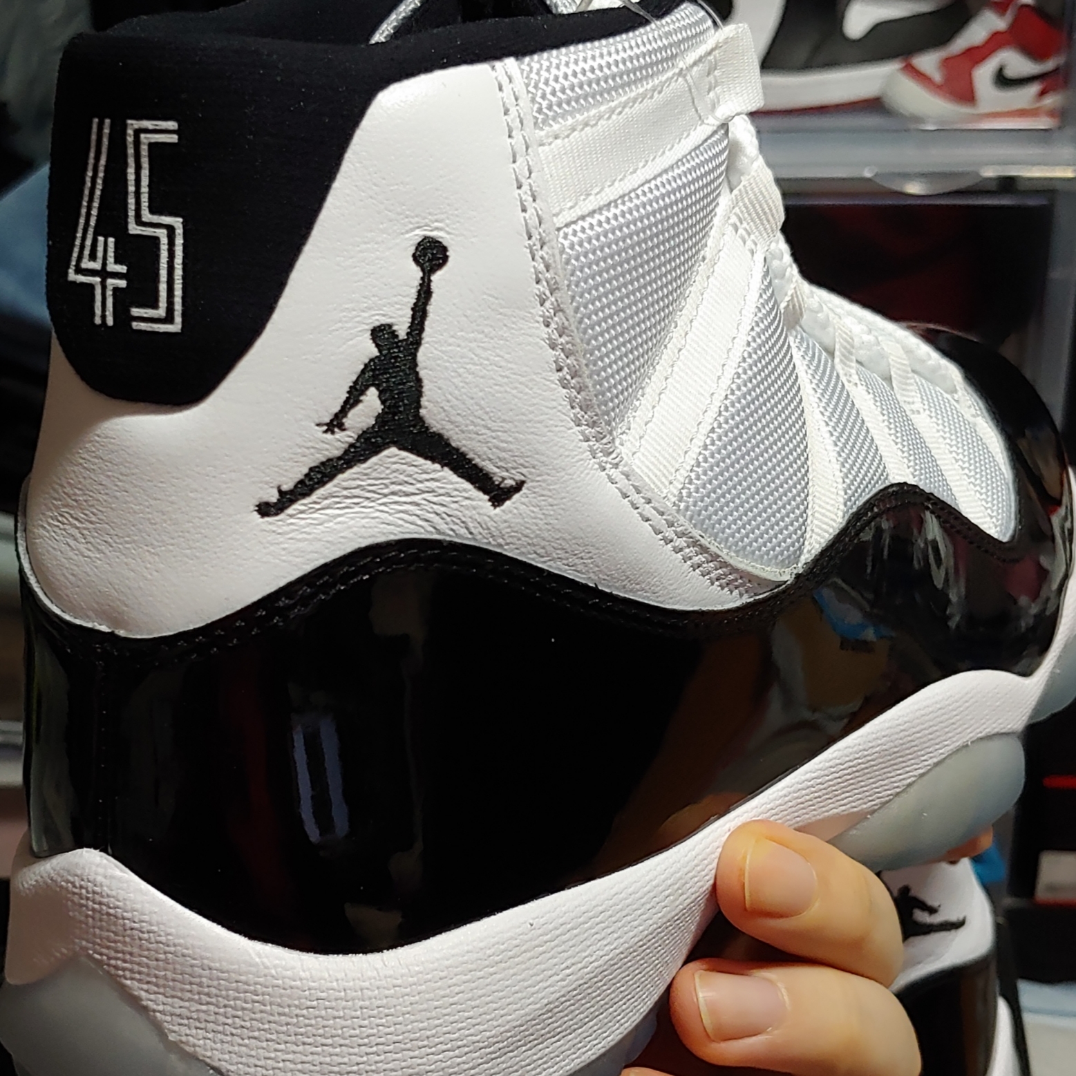 Jordan 11 Retro Concord 2018 착용 스타일 - 1