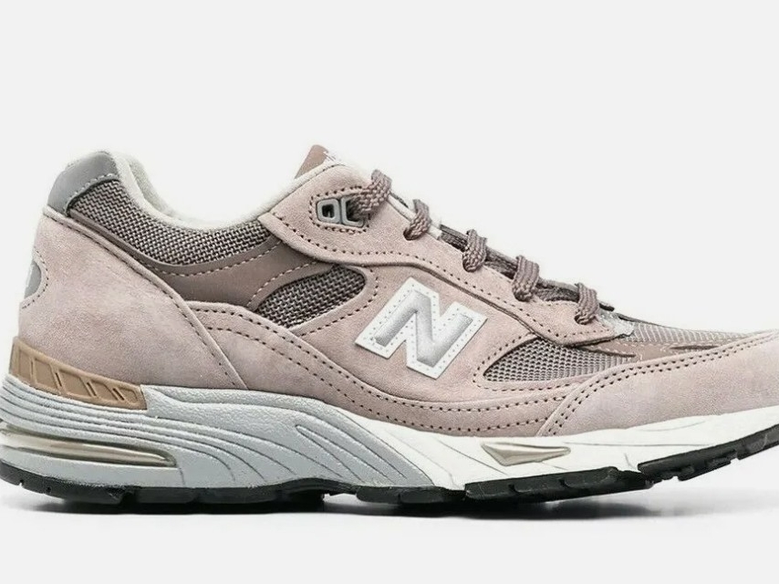 New Balance 991 Made in UK Cappucino 착용 스타일
