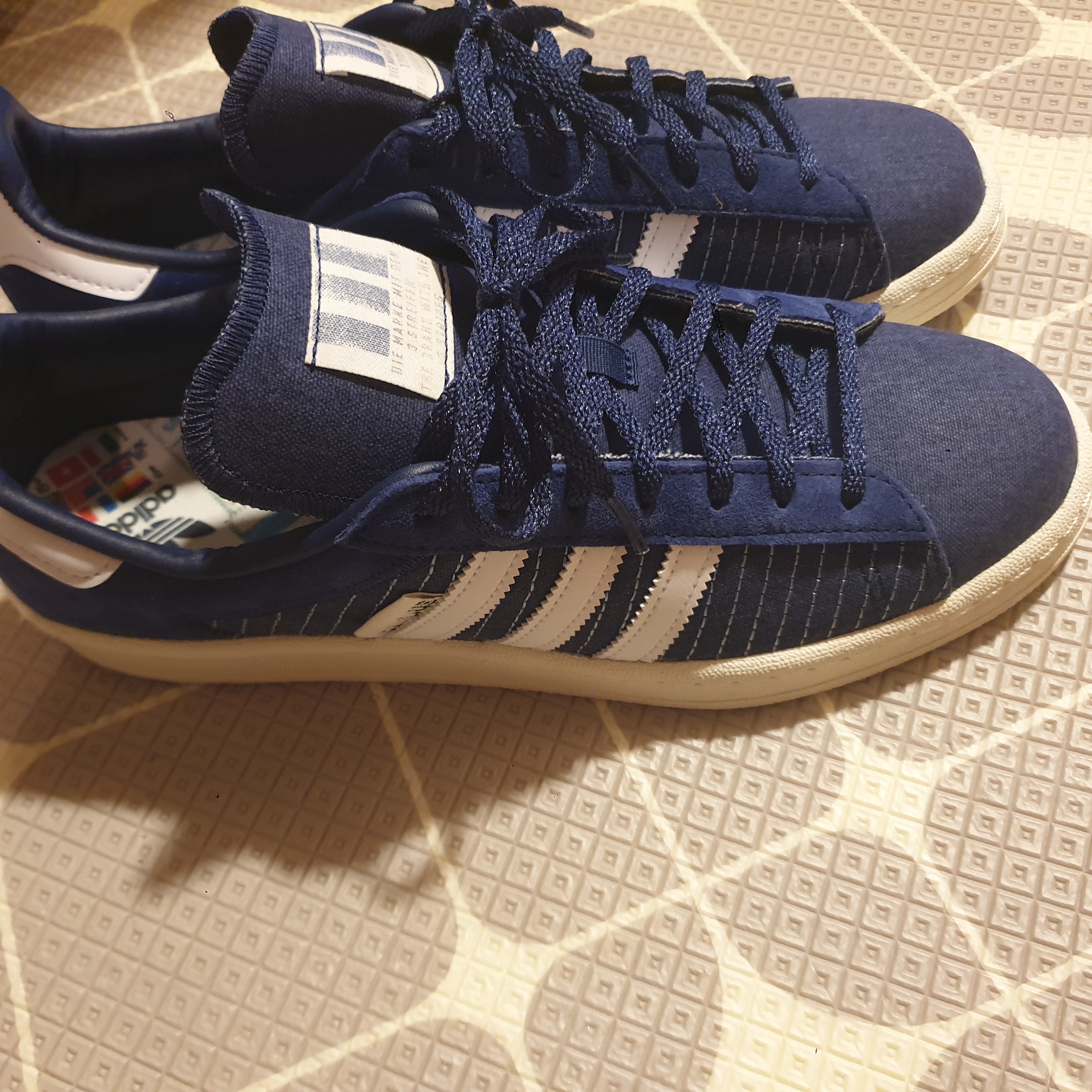 Adidas Campus 80s Dark Blue White 착용 스타일