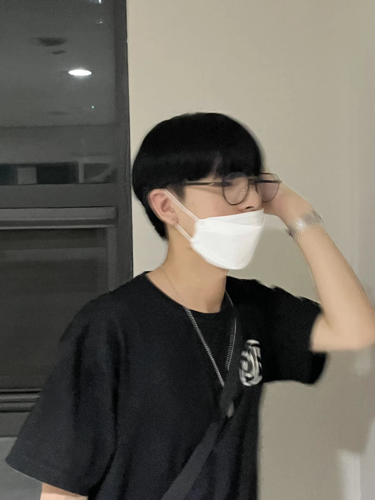 KREAM 프로필 이미지