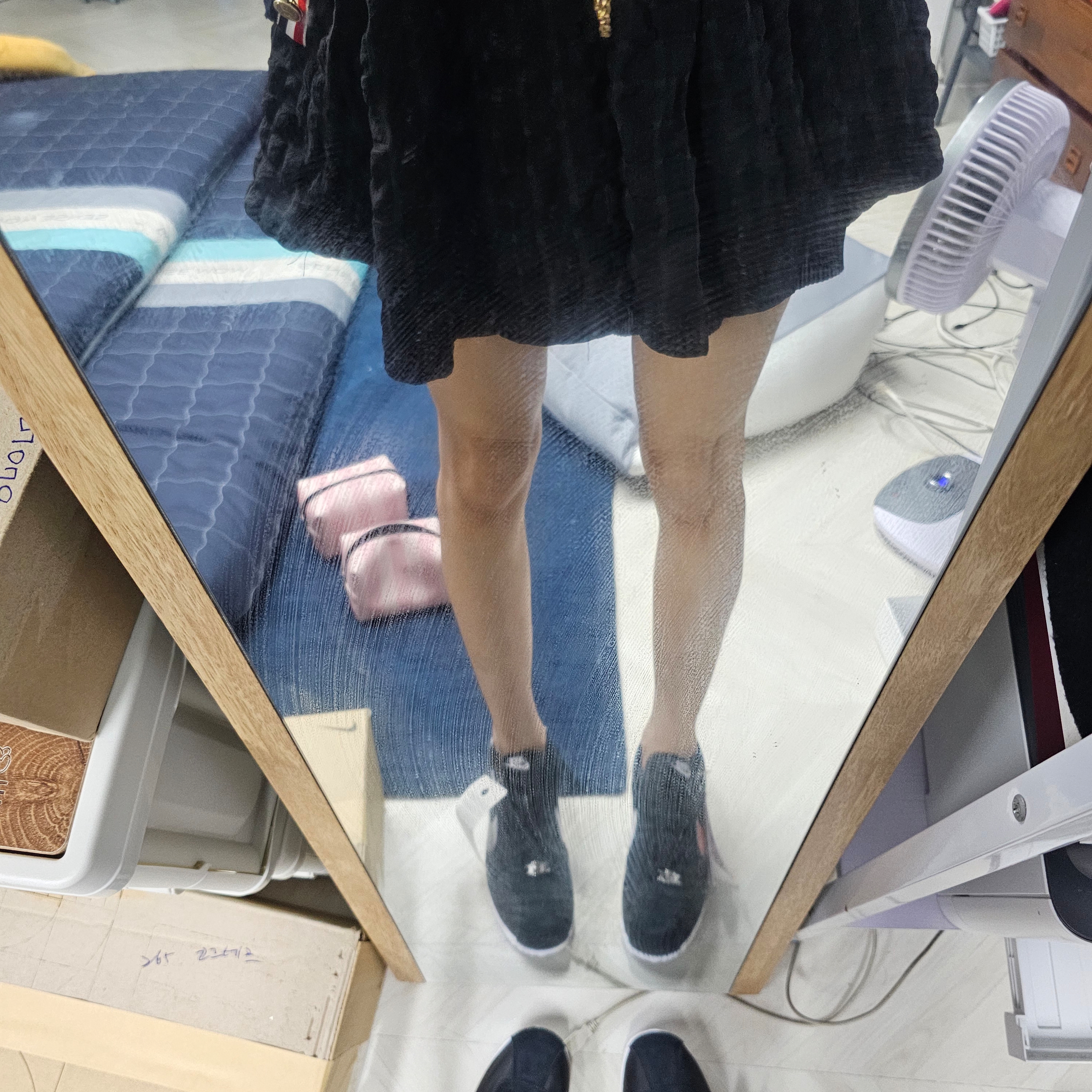 (W) Nike Cortez Black and White 착용 스타일