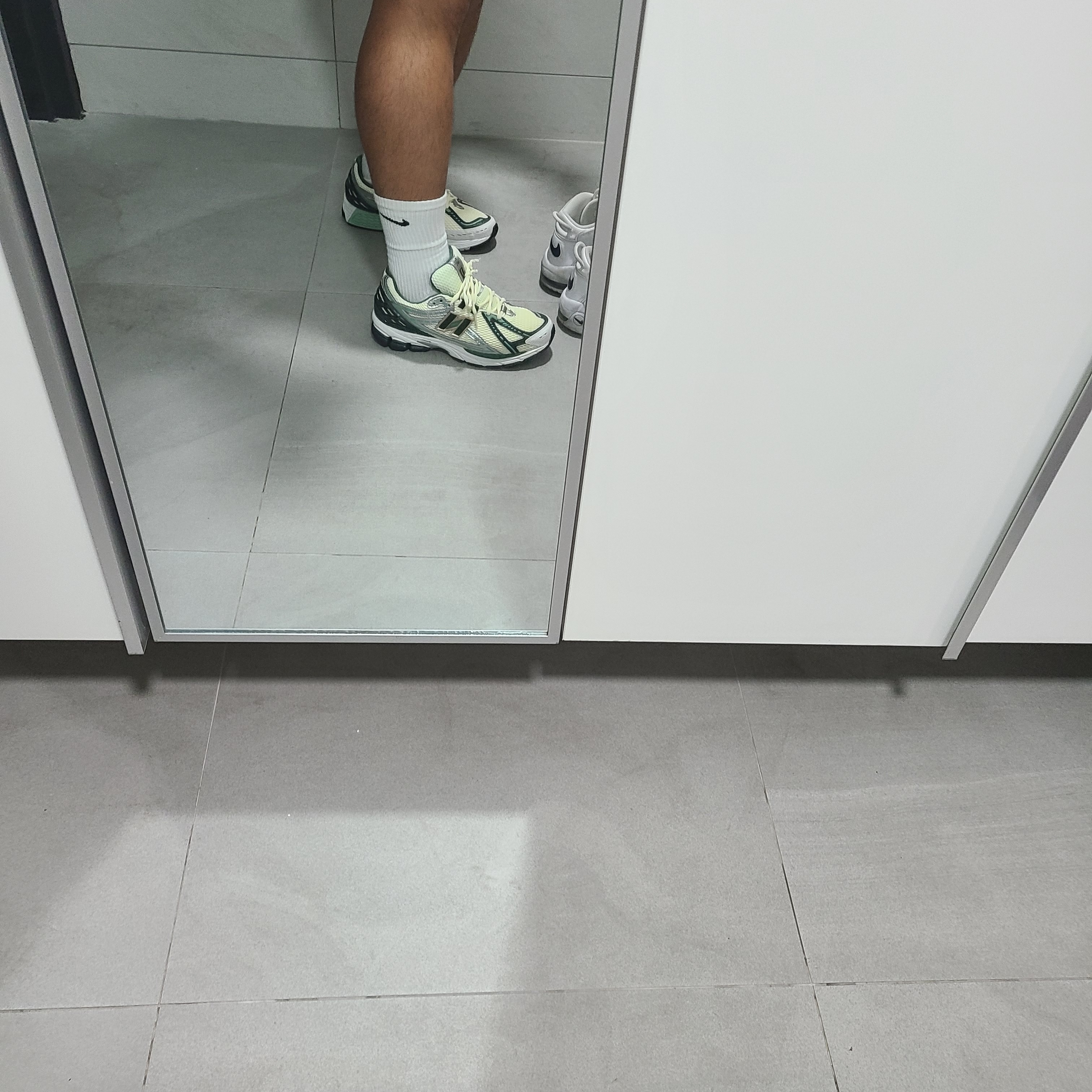New Balance x Aime Leon Dore 1906R Jade 착용 스타일 - 1