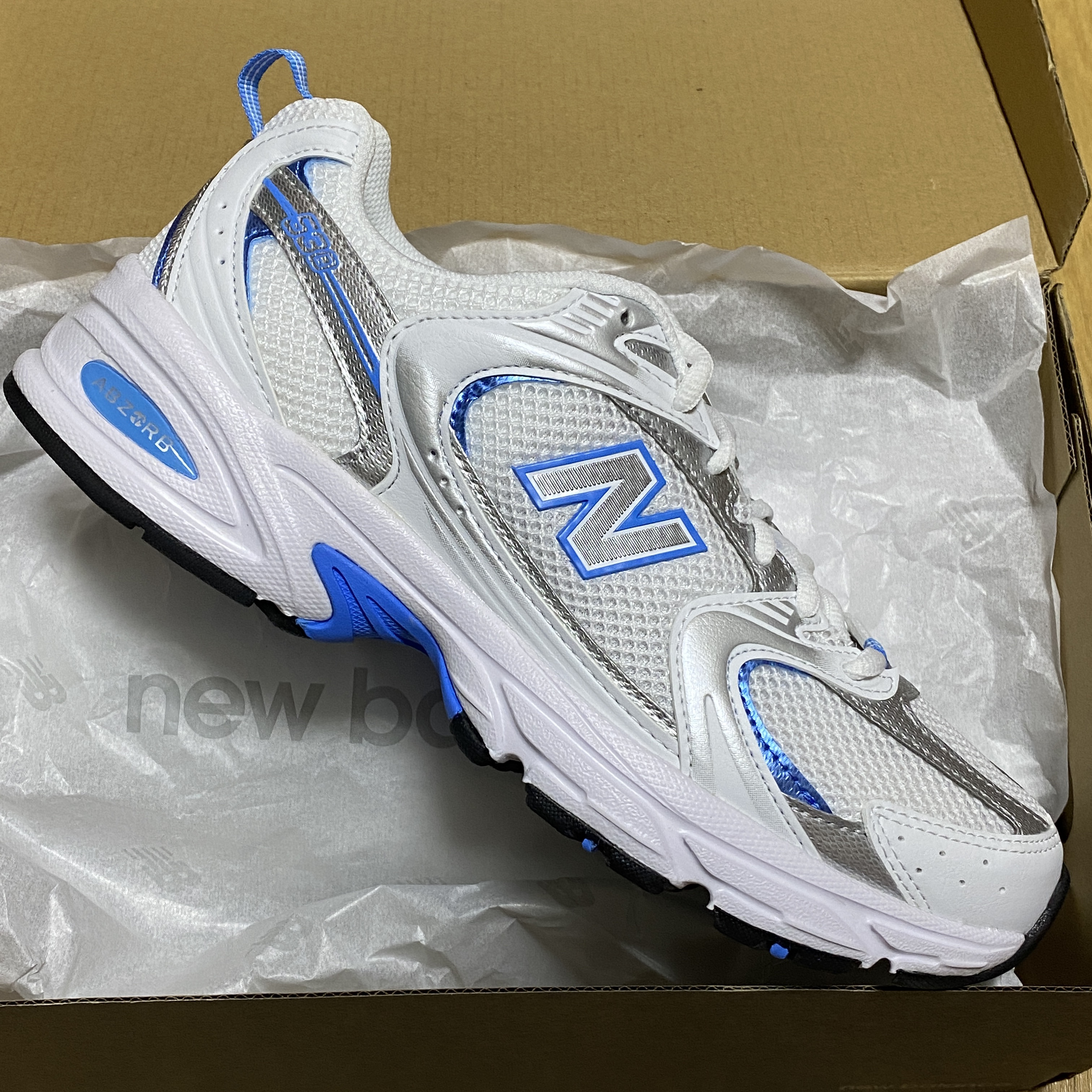 New Balance 530 Sky Blue 착용 스타일