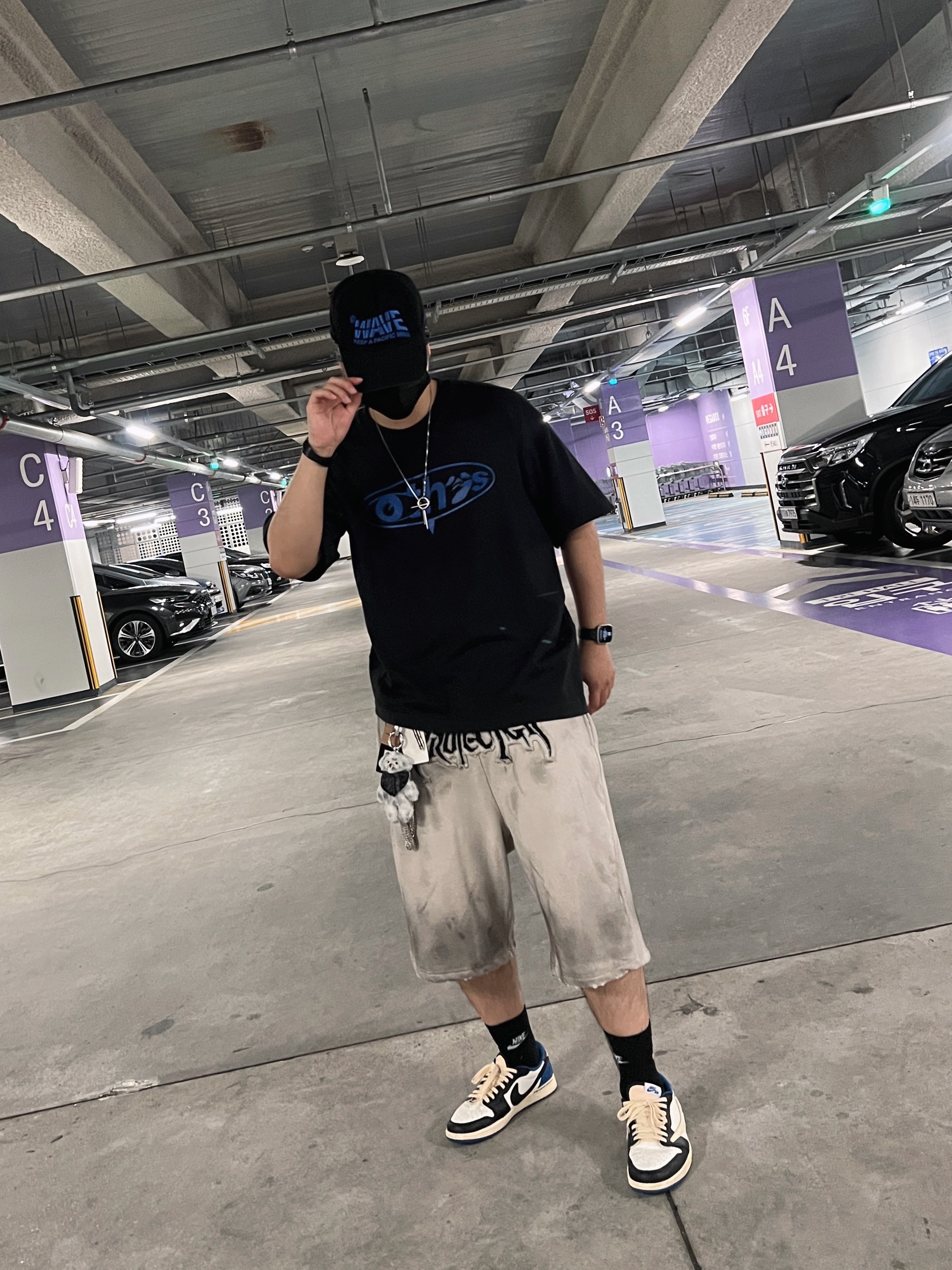 Nike x Off-White NRG T-Shirt Black - Asia, Project G/R Furious Logo Applique Shorts Grey - 10 Corso Como Exclusive 착용 스타일 - 3