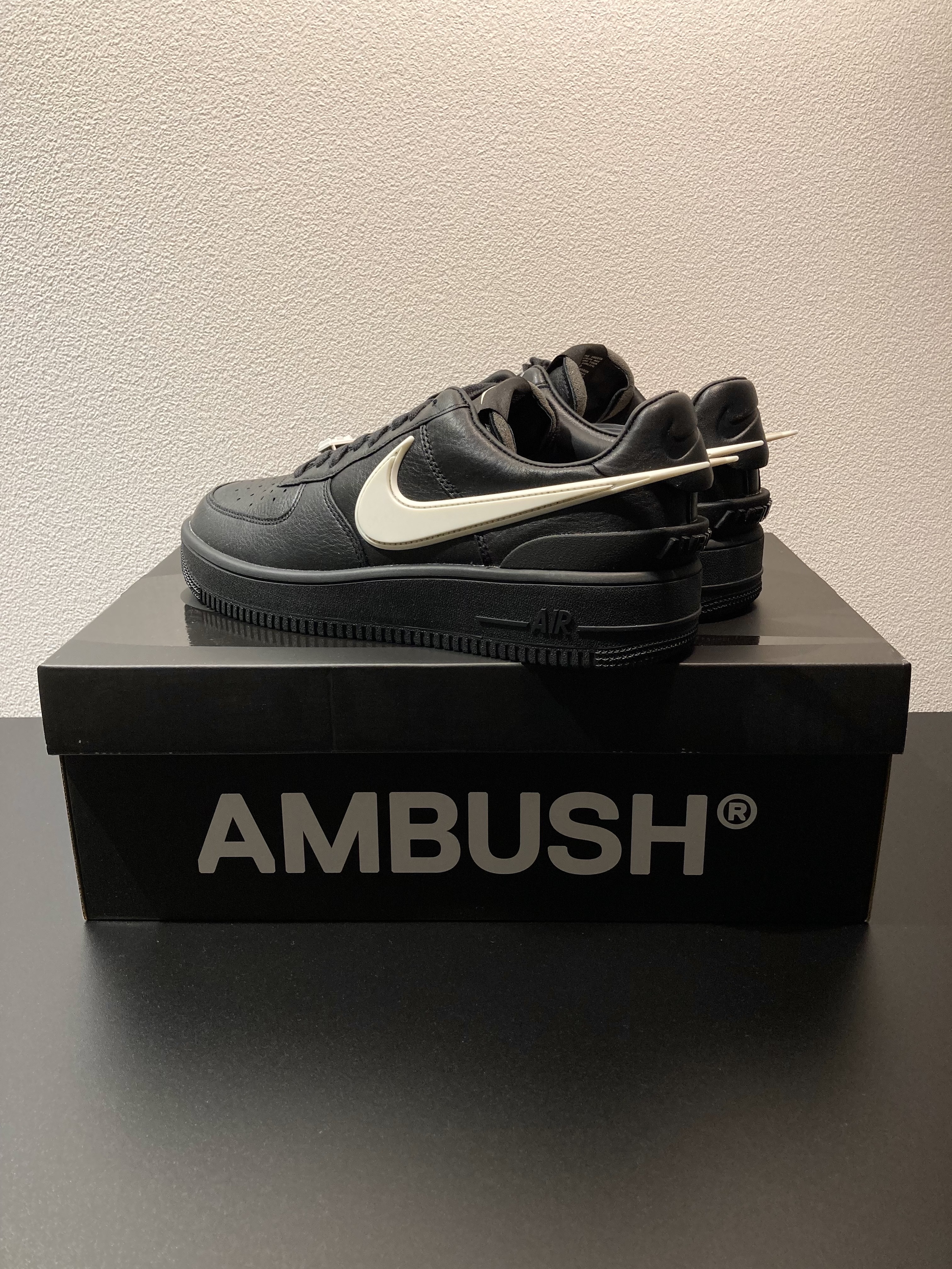 Nike x Ambush Air Force 1 Low SP Black 착용 스타일 - 2