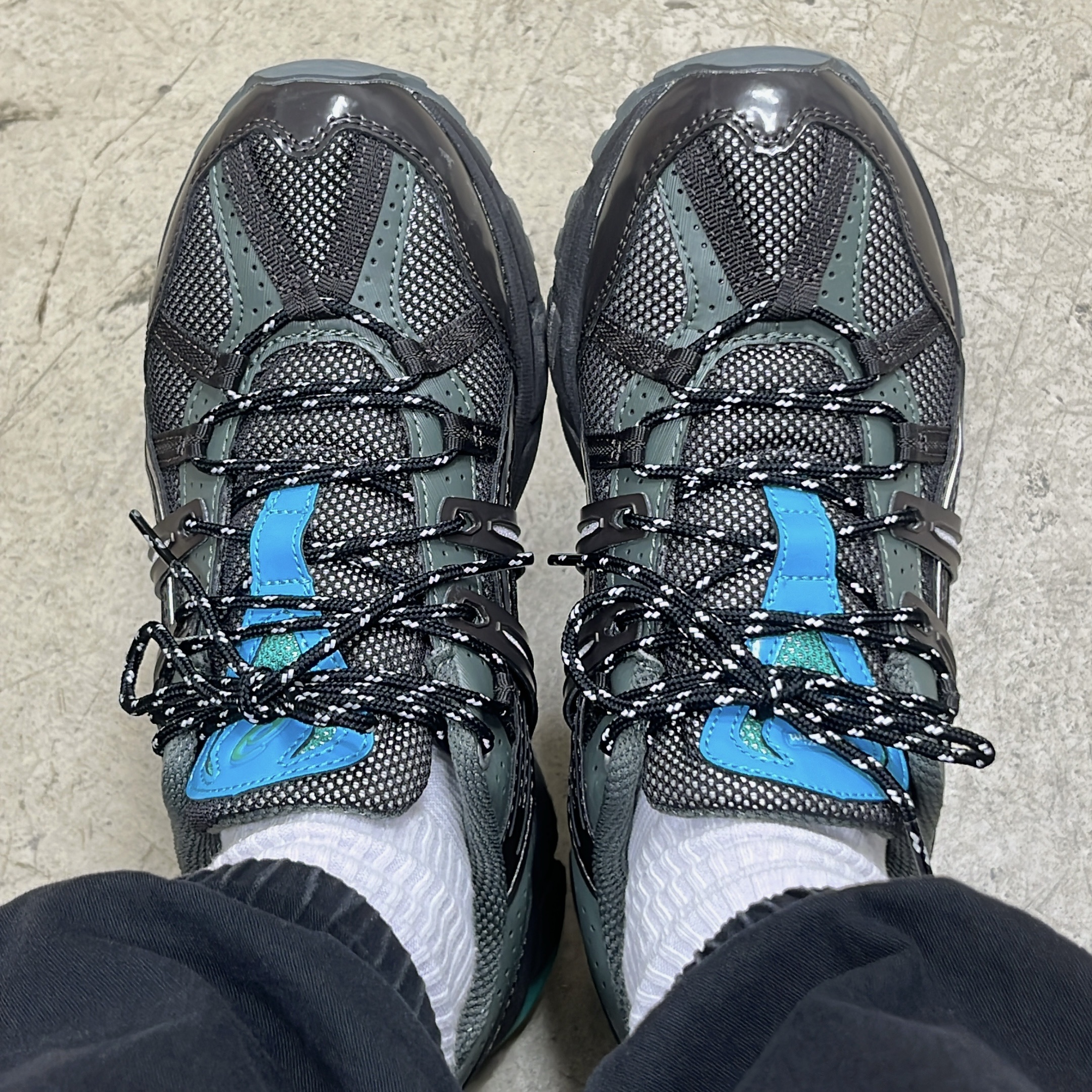 (W) Asics x Matin Kim Gel-Sonoma 15-50 Black Pure Silver 착용 스타일 - 1