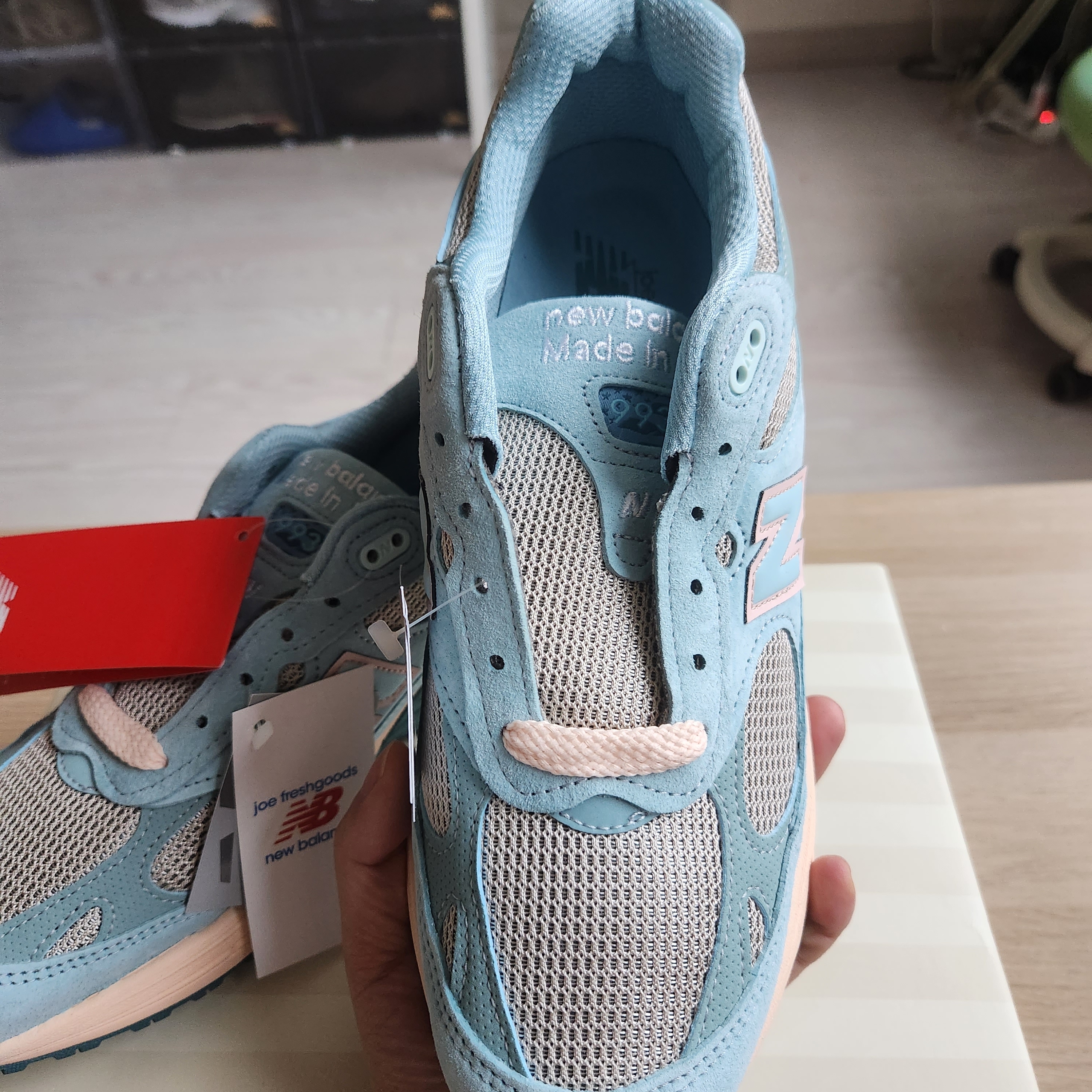 New Balance x Joe Freshgoods 993 Made in USA Arctic Blue 착용 스타일 - 4